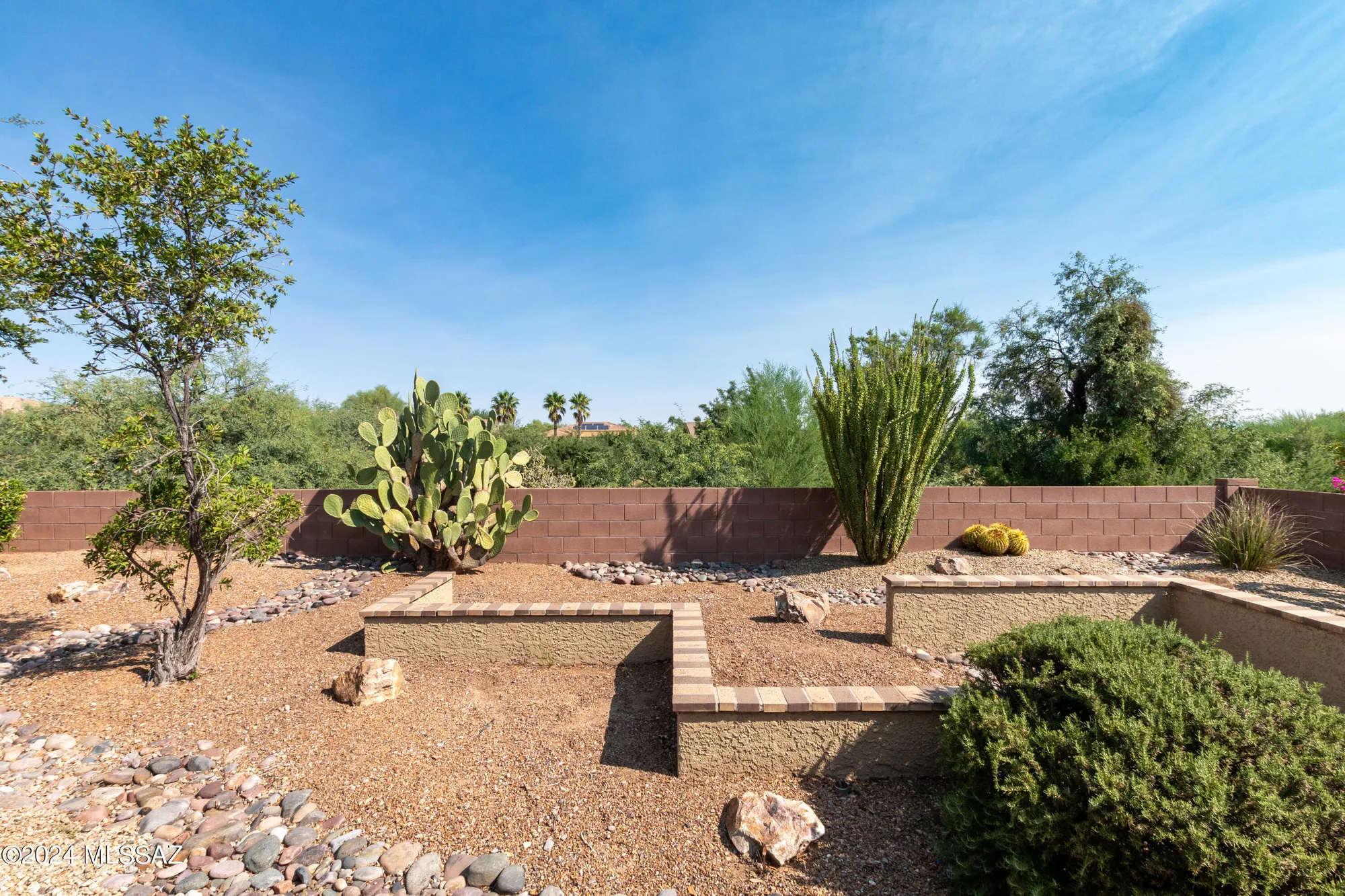 Property Slideshow image 49 of 50 | 852 w mountain stone dr, Green Valley, AZ, 85614