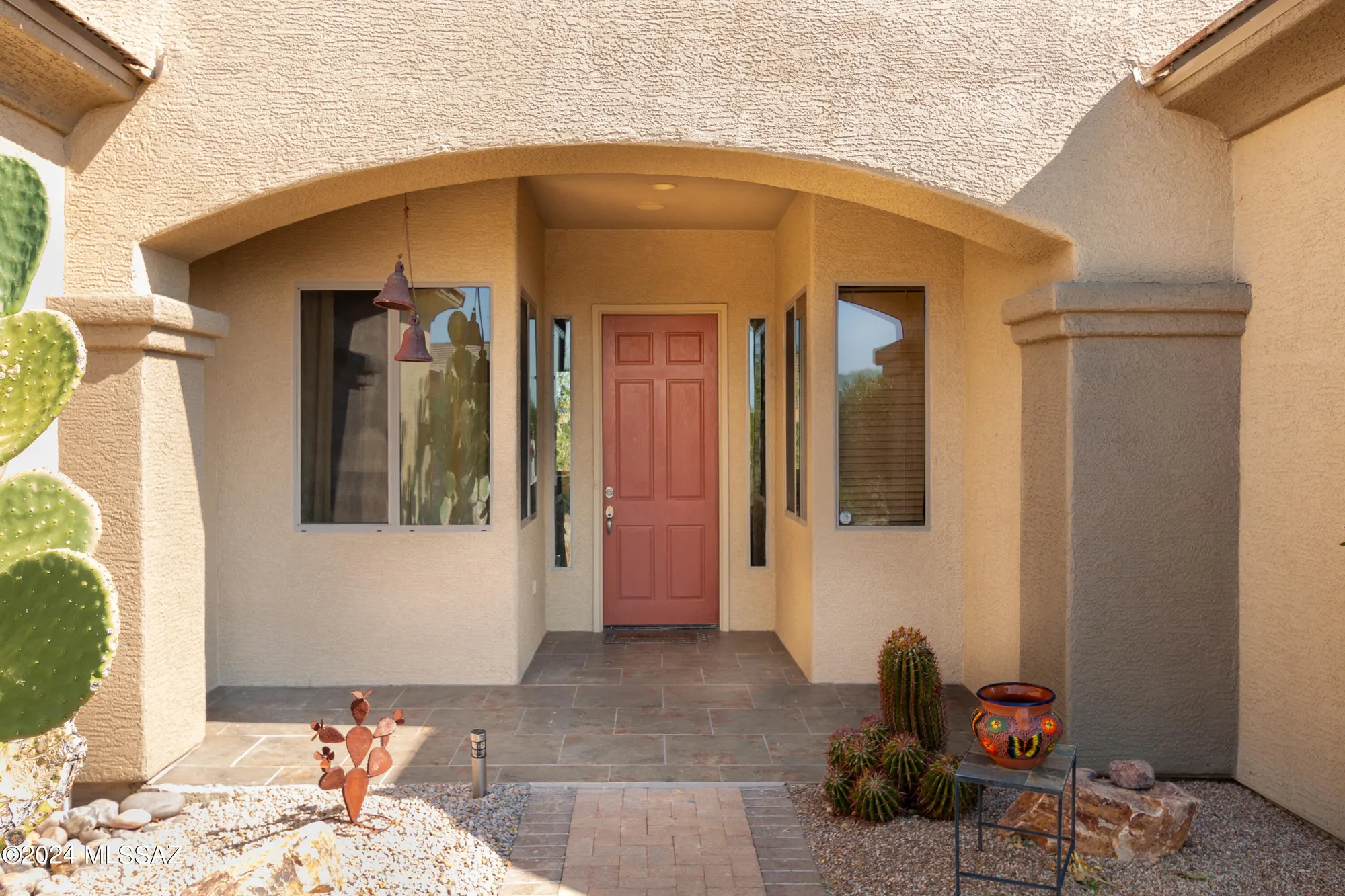 Property Slideshow image 4 of 50 | 852 w mountain stone dr, Green Valley, AZ, 85614