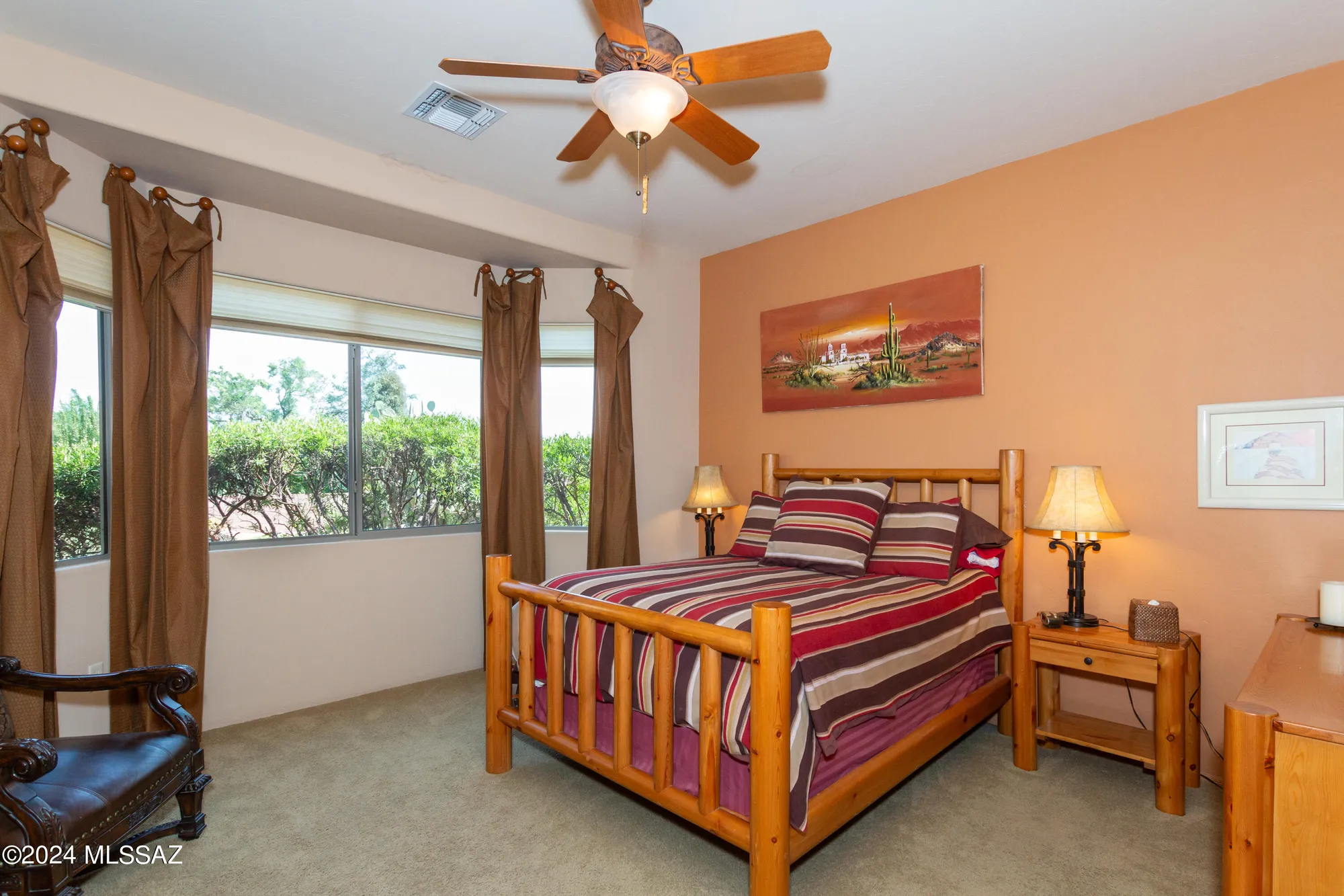 Property Slideshow image 17 of 50 | 852 w mountain stone dr, Green Valley, AZ, 85614