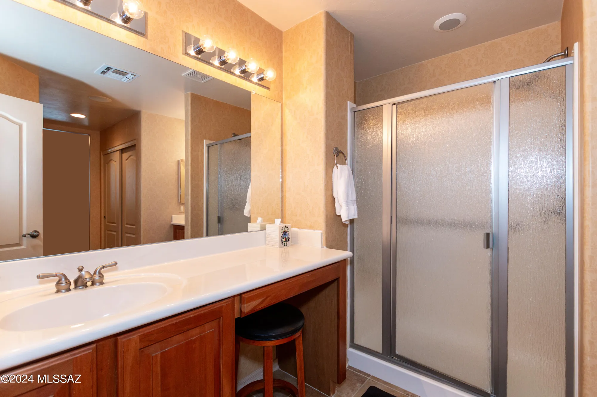 Property Slideshow image 23 of 50 | 852 w mountain stone dr, Green Valley, AZ, 85614