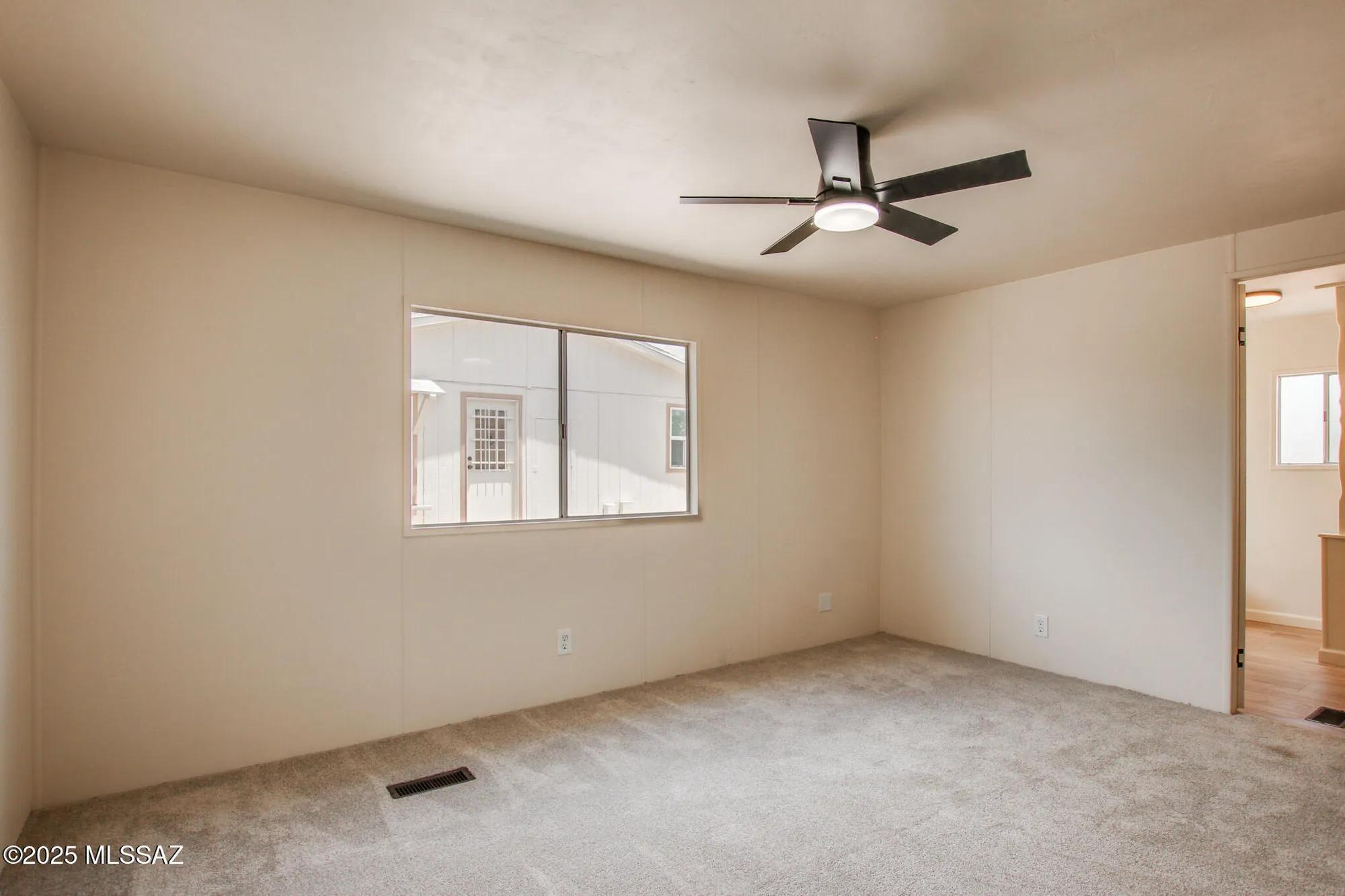 Property Slideshow image 15 of 37 | 270 w pinon dr, Green Valley, AZ, 85614