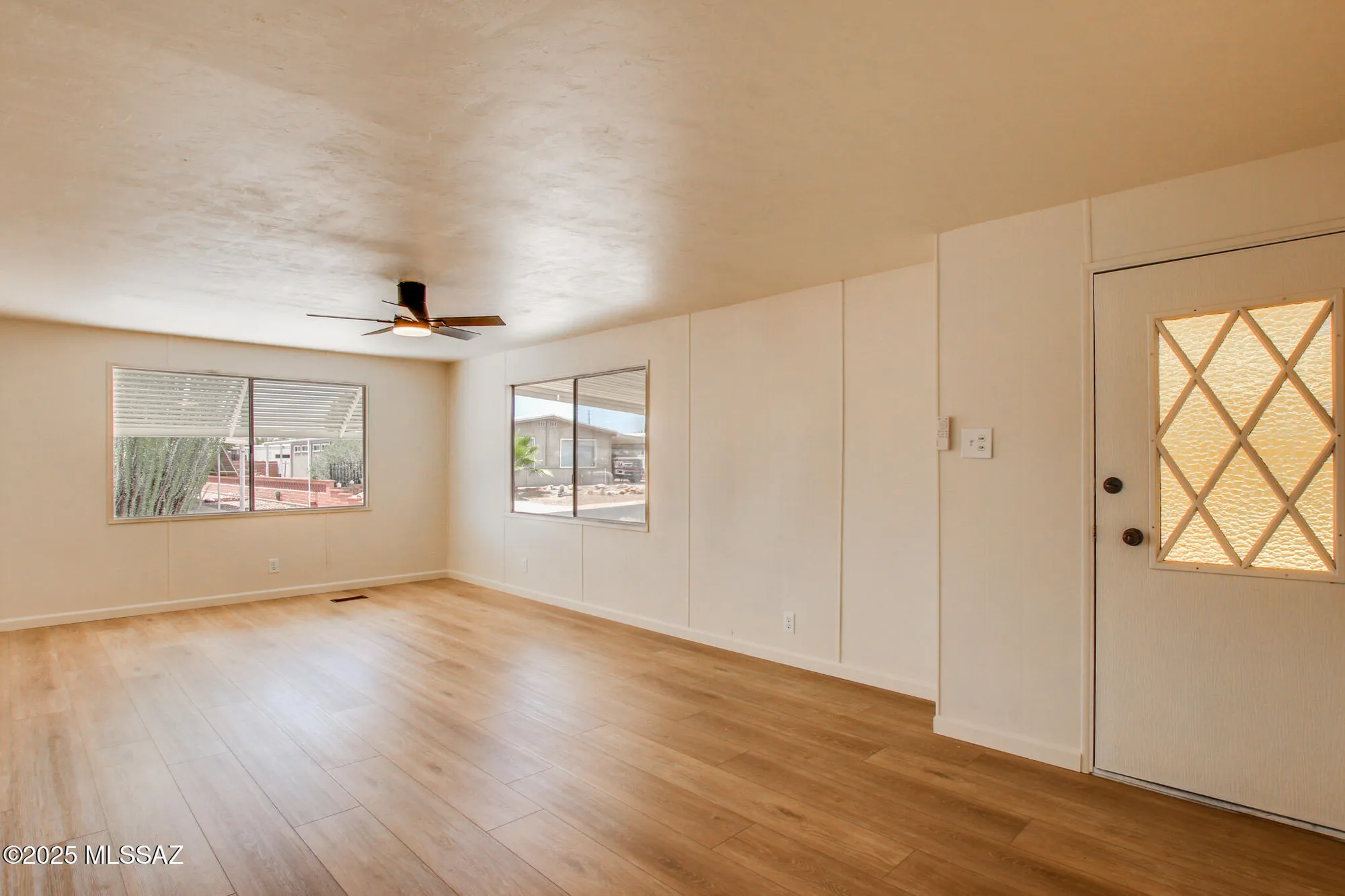 Property Slideshow image 10 of 37 | 270 w pinon dr, Green Valley, AZ, 85614