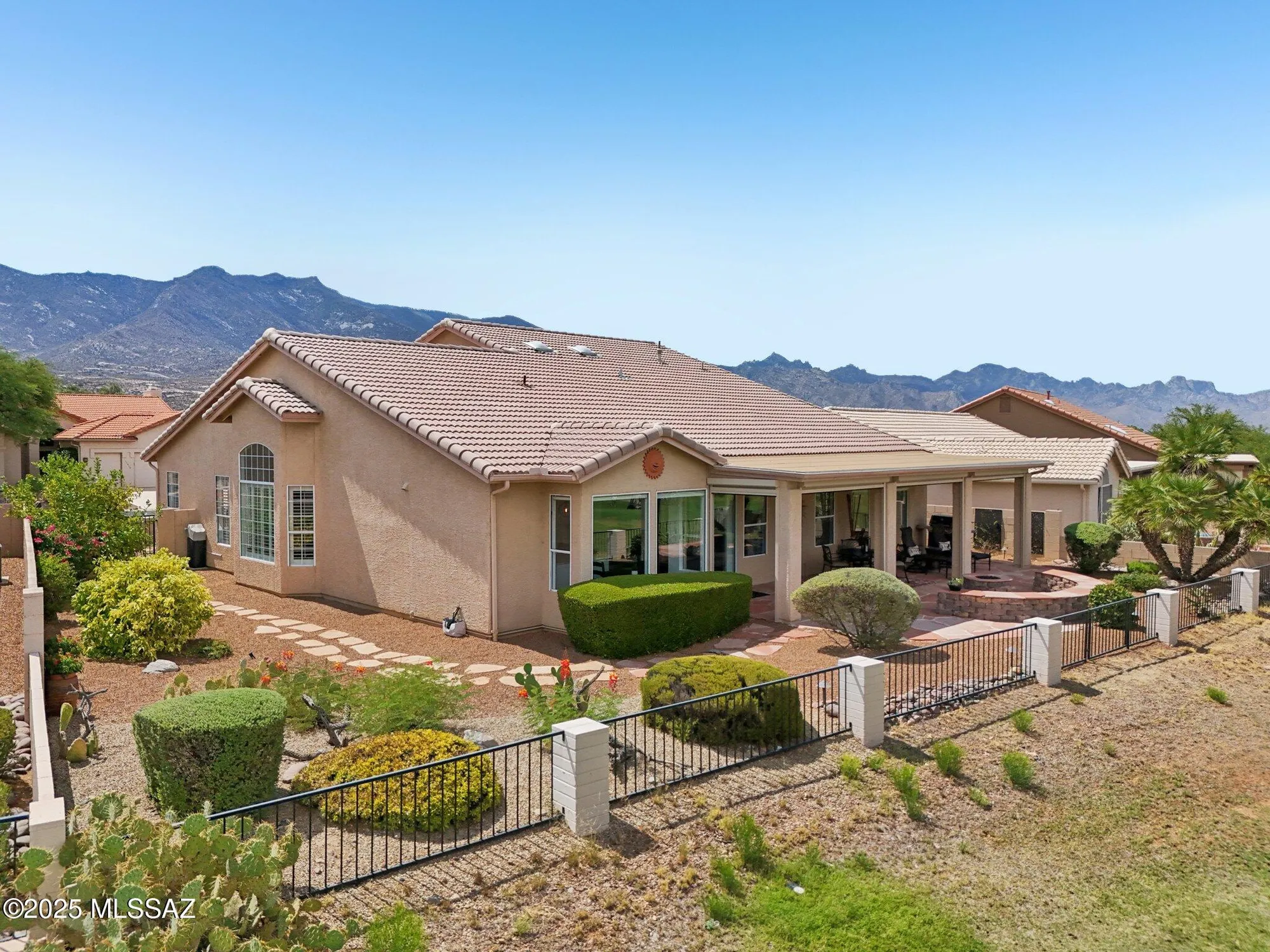 Property Slideshow image 40 of 44 | 37960 s rolling hills dr, Saddlebrooke, AZ, 85739