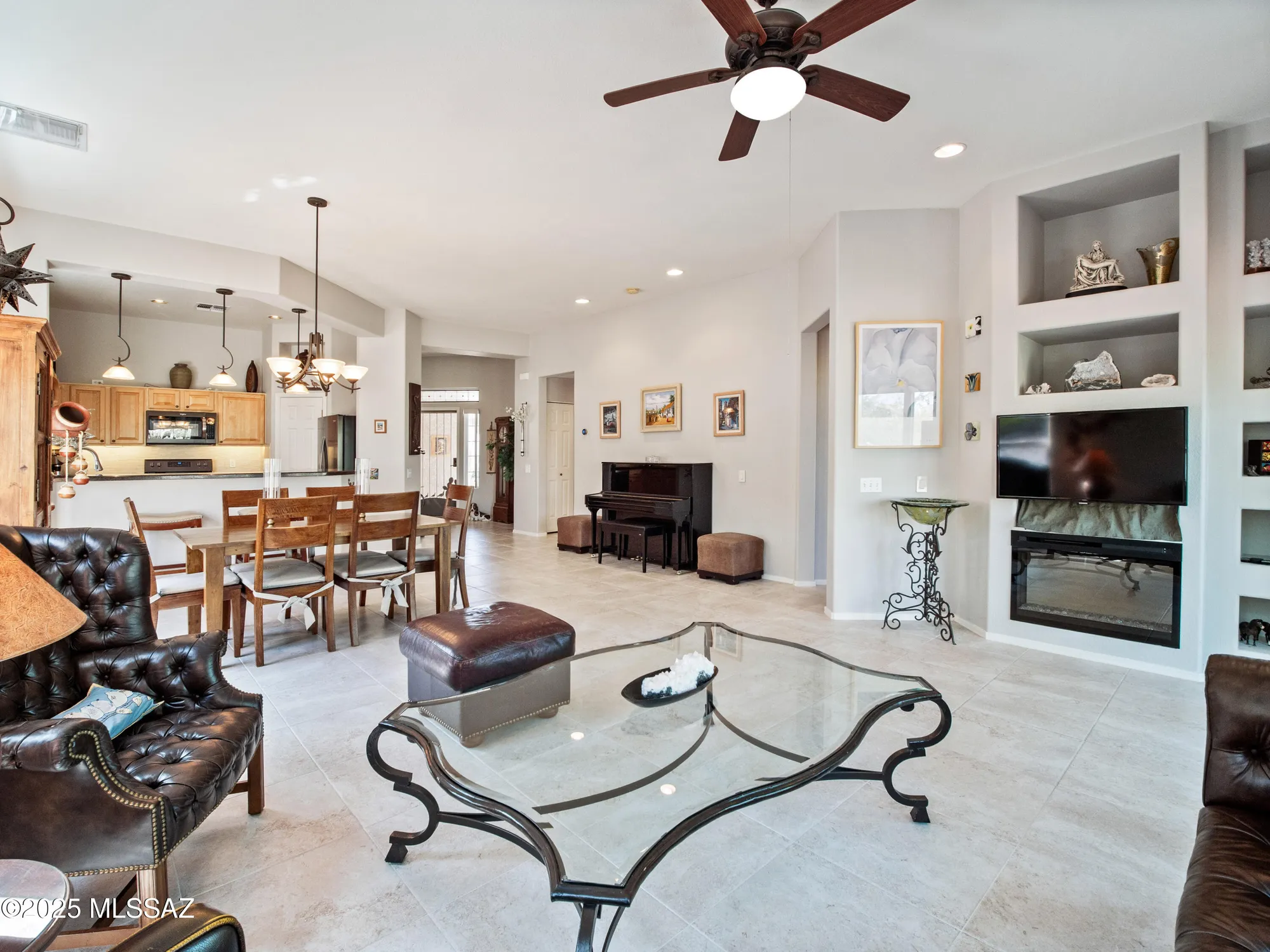 Property Slideshow image 16 of 51 | 13229 n heritage gateway ave, Marana, AZ, 85658