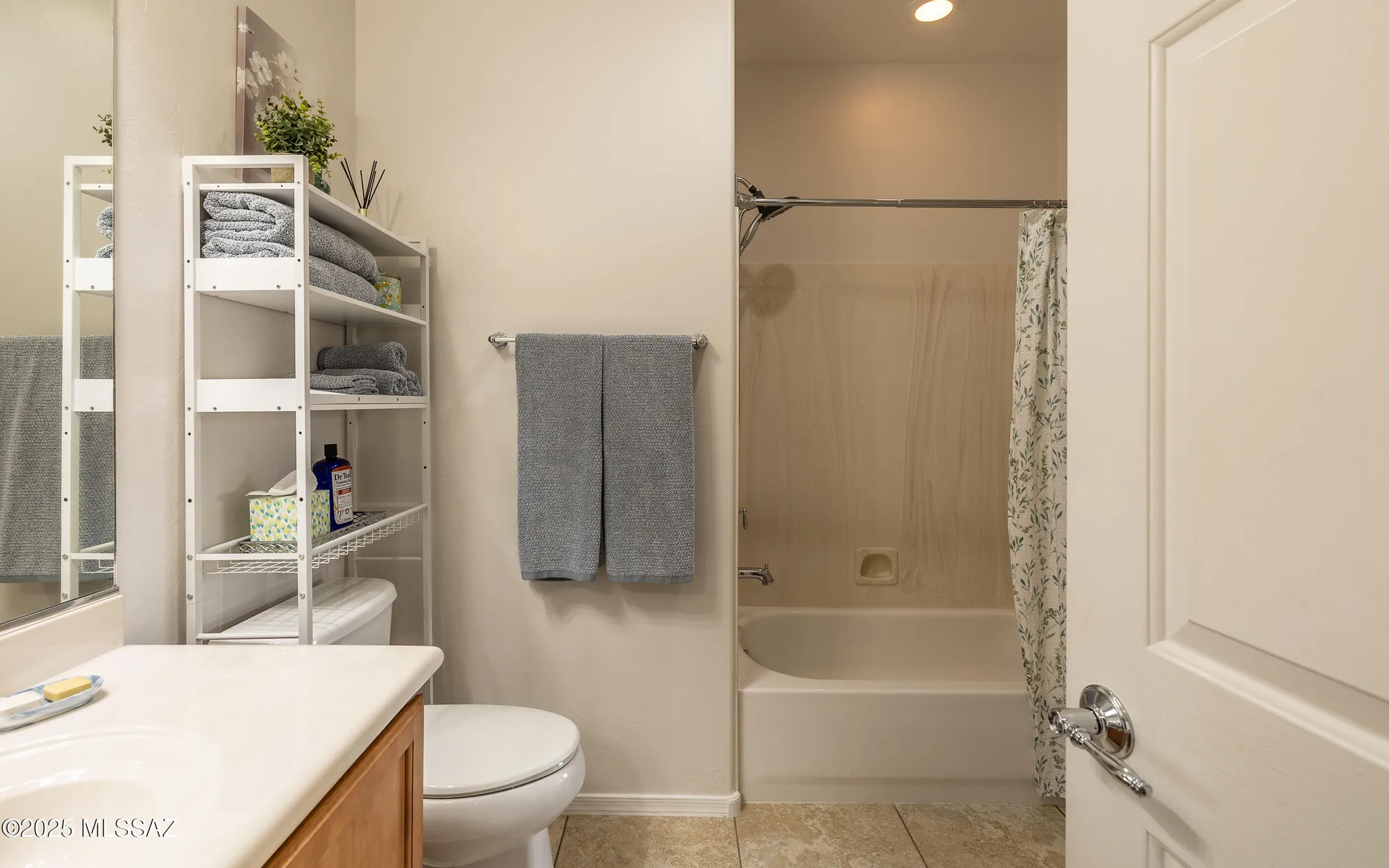 Property Slideshow image 15 of 50 | 13919 e brotherton st, Vail, AZ, 85641