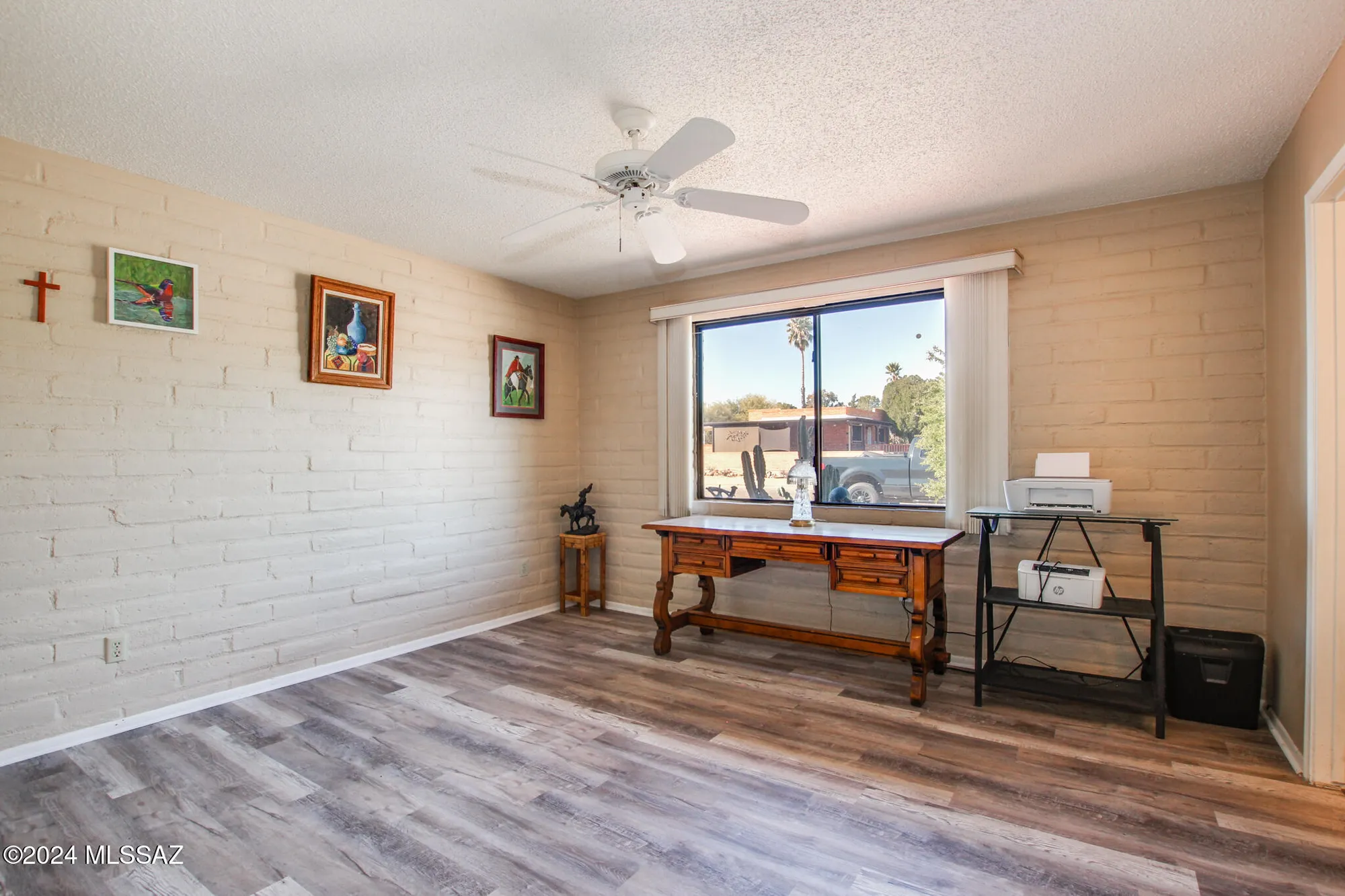 Property Slideshow image 16 of 45 | 321 s abrego dr, Green Valley, AZ, 85614