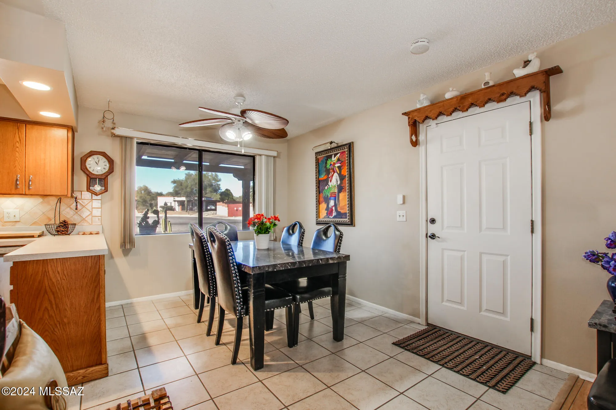 Property Slideshow image 31 of 45 | 321 s abrego dr, Green Valley, AZ, 85614