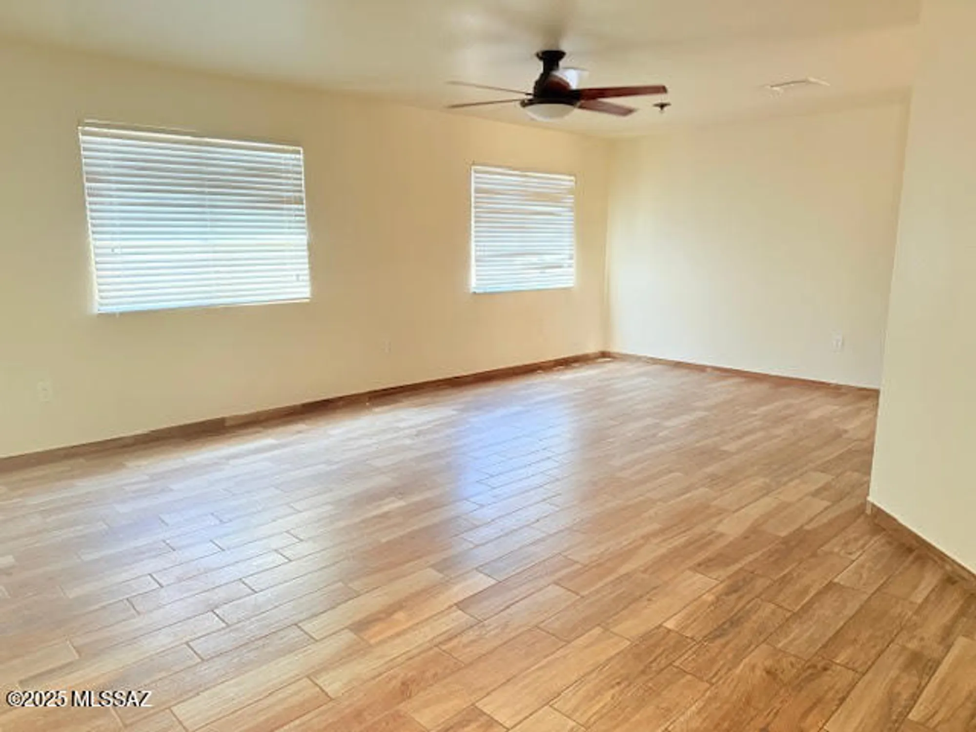 Property Slideshow image 4 of 20 | 788 w fountain creek dr, Green Valley, AZ, 85614