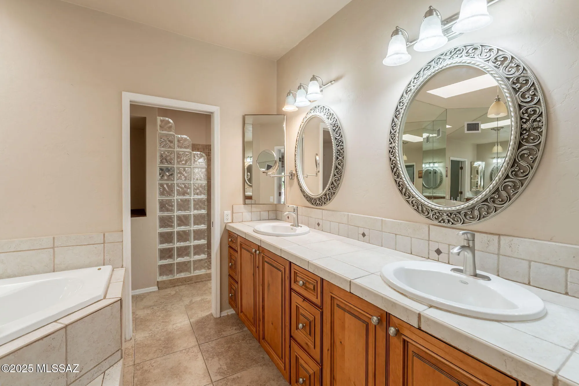 Property Slideshow image 21 of 40 | 3910 s via del ruisenor, Green Valley, AZ, 85622