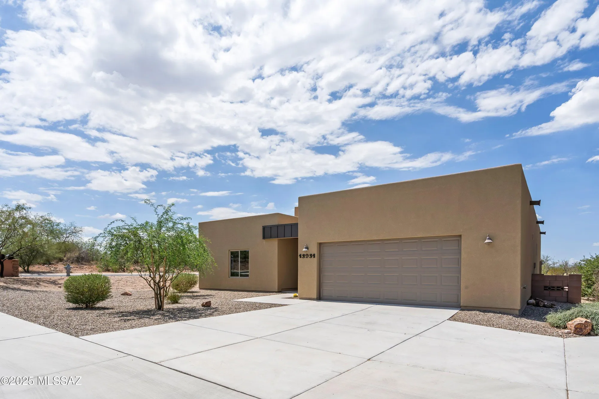 Property Slideshow image 23 of 25 | 13931 e langtry ln, Tucson, AZ, 85747