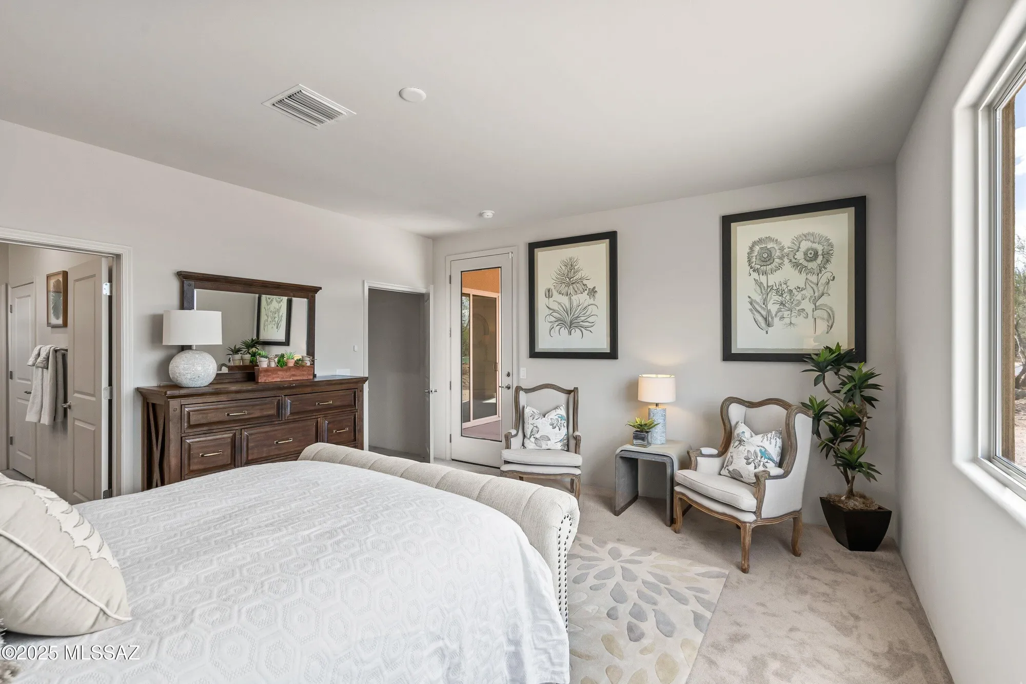 Property Slideshow image 12 of 25 | 13931 e langtry ln, Tucson, AZ, 85747