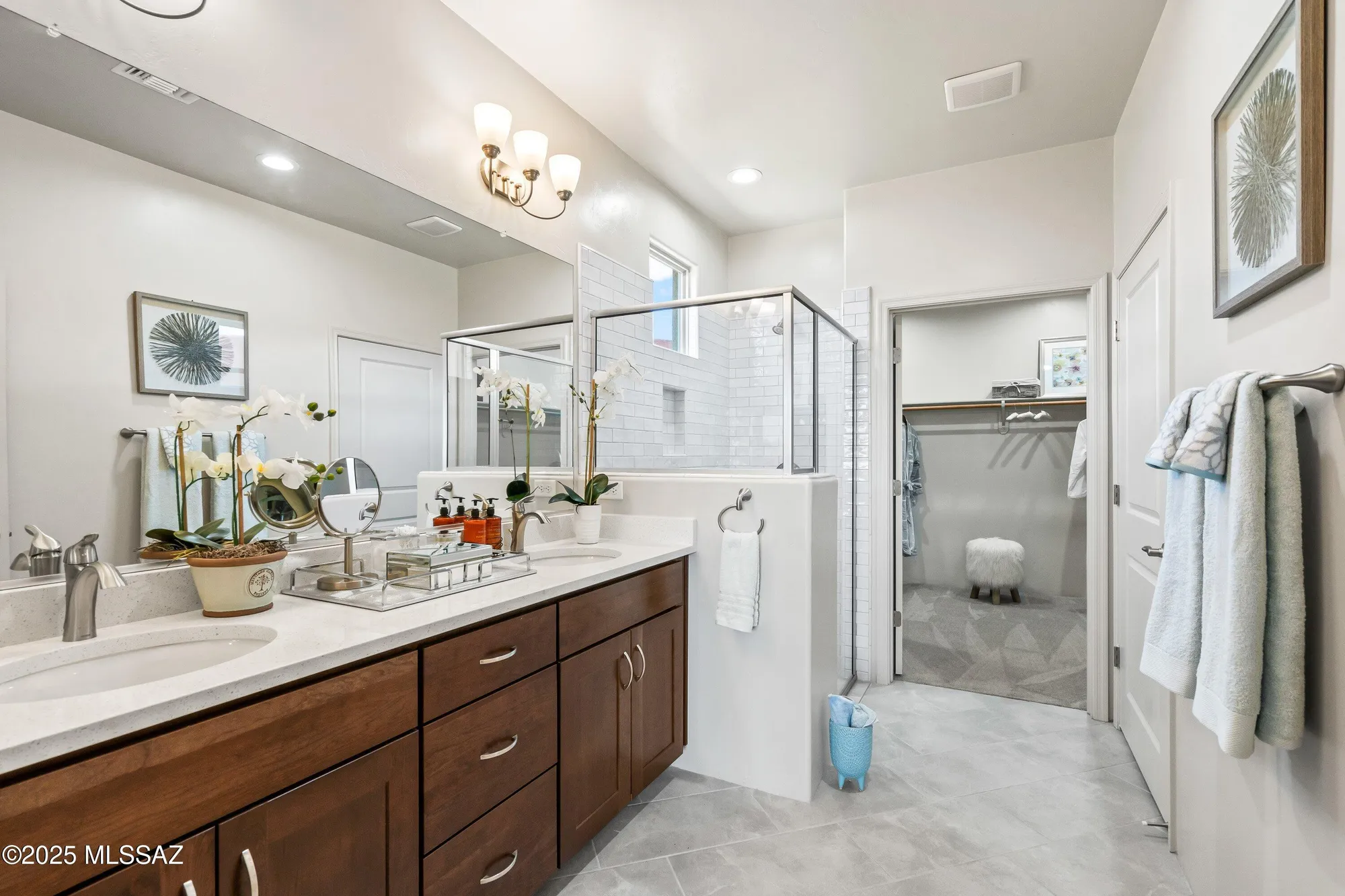 Property Slideshow image 14 of 25 | 13931 e langtry ln, Tucson, AZ, 85747