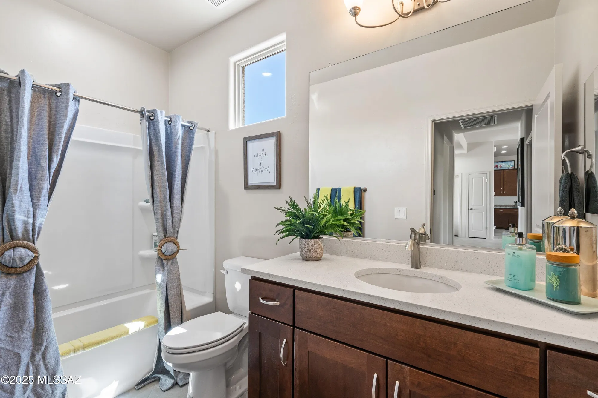 Property Slideshow image 17 of 25 | 13931 e langtry ln, Tucson, AZ, 85747