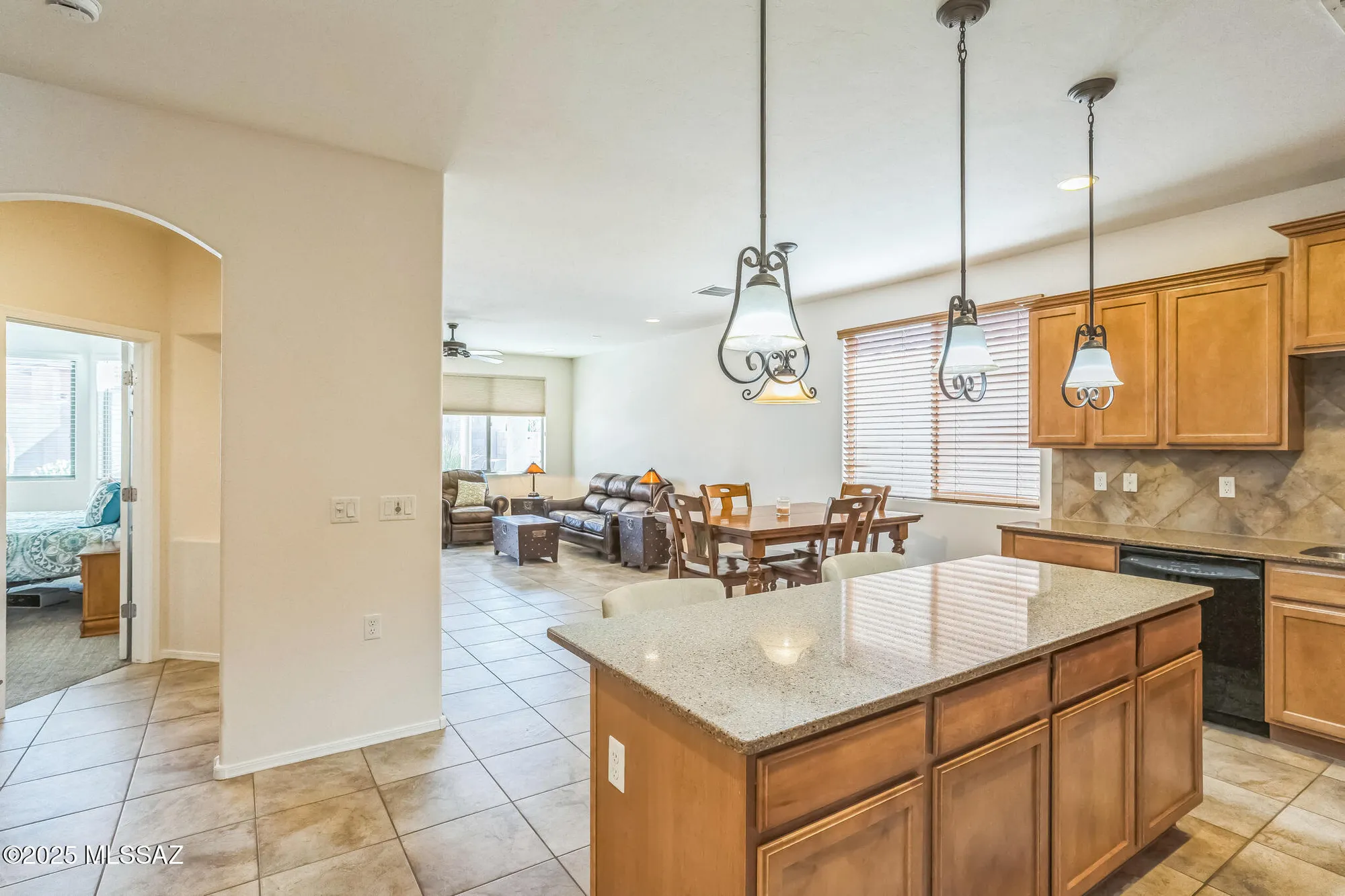 Property Slideshow image 8 of 47 | 13784 e weiers st, Vail, AZ, 85641