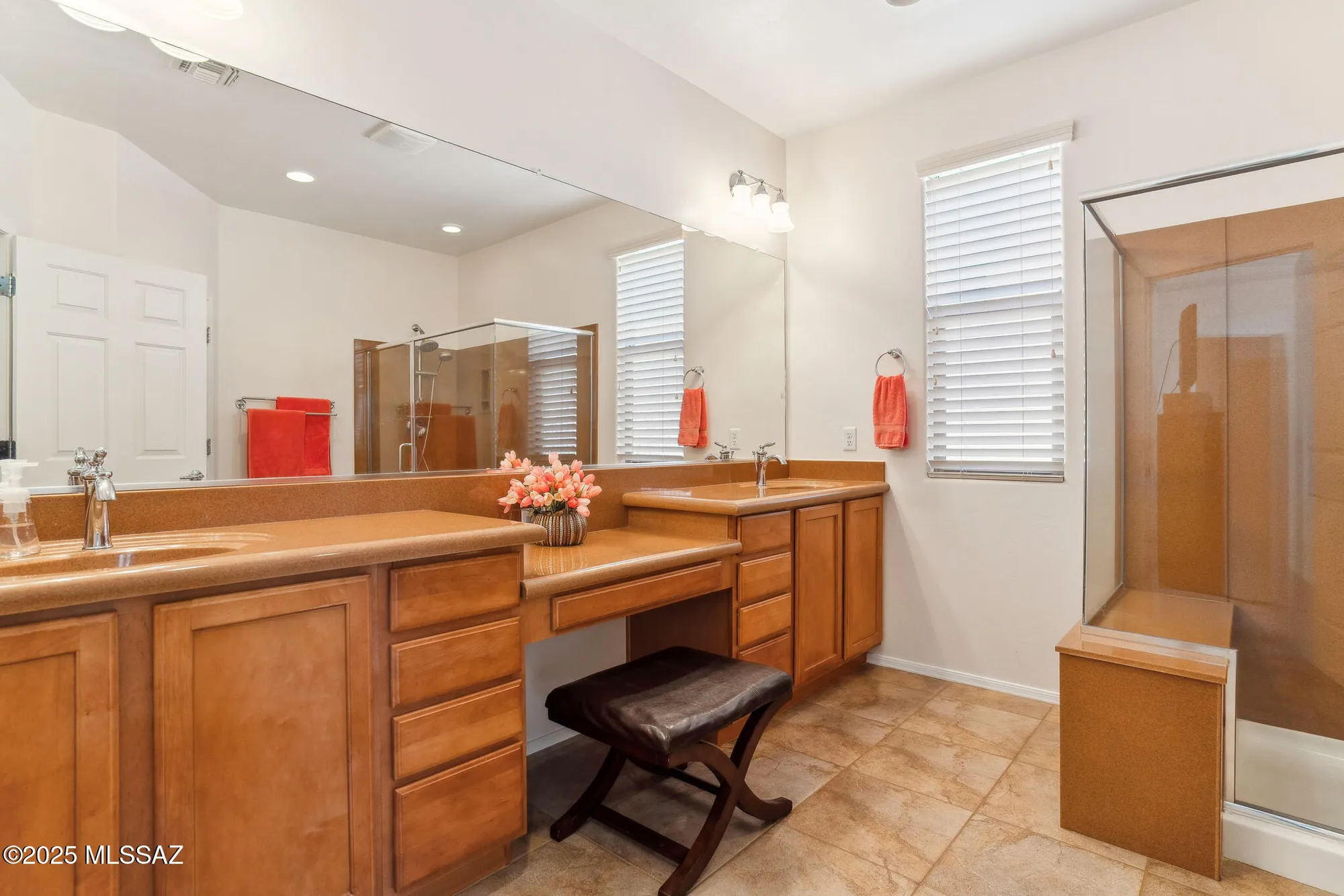 Property Slideshow image 12 of 47 | 13784 e weiers st, Vail, AZ, 85641