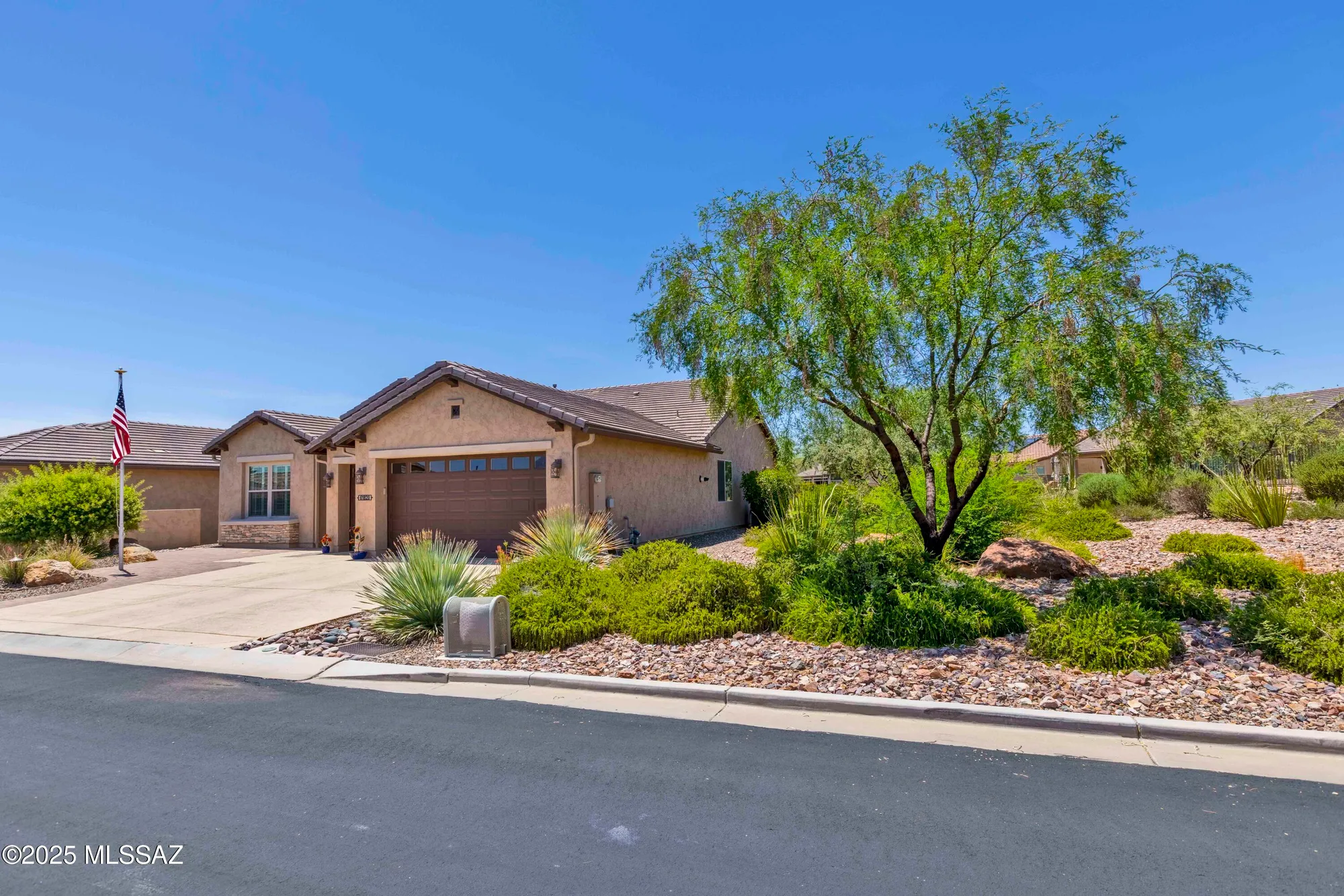 Property Slideshow image 2 of 50 | 61820 e happy jack trl, Oracle, AZ, 85623