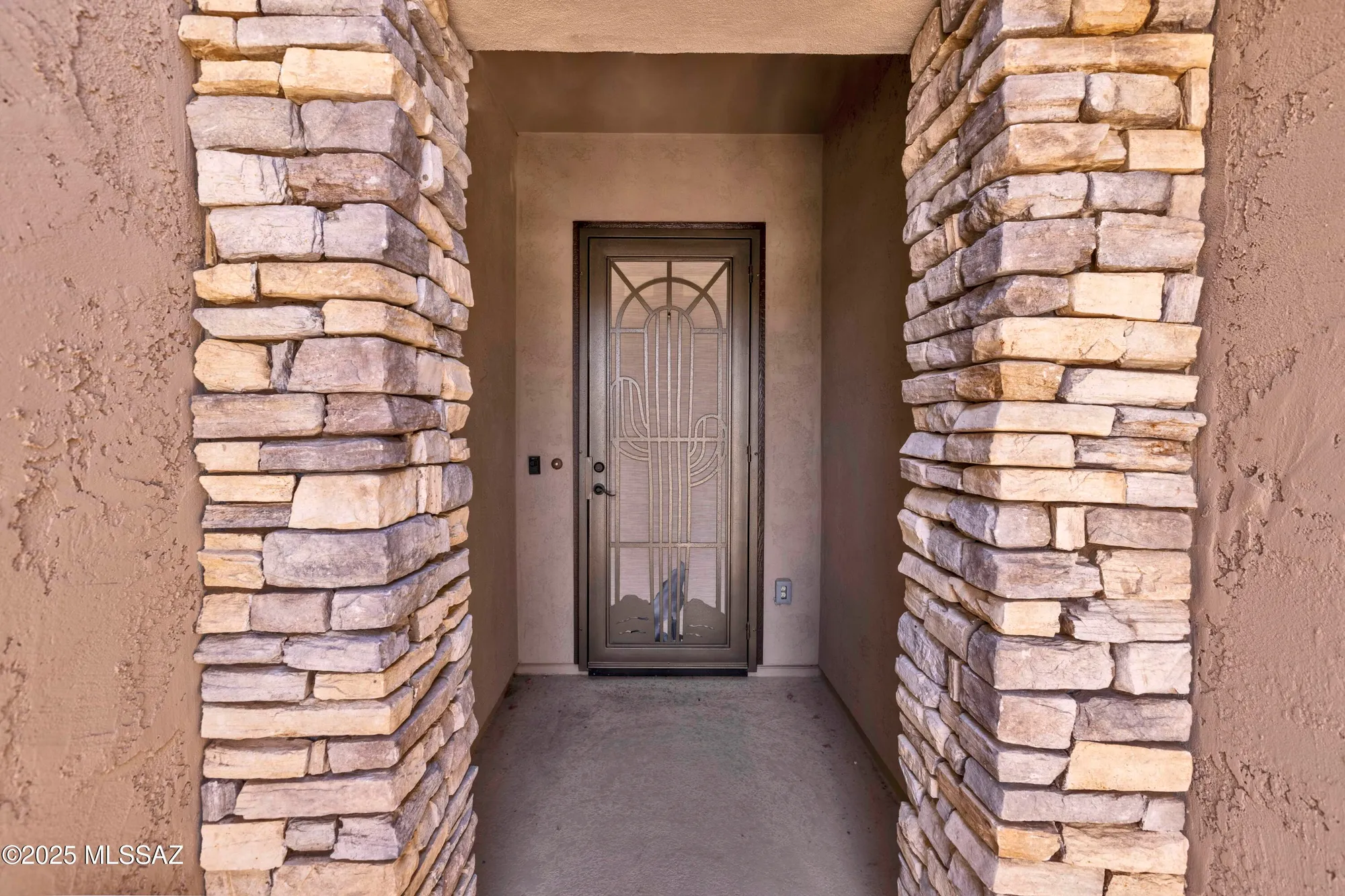 Property Slideshow image 3 of 50 | 61820 e happy jack trl, Oracle, AZ, 85623