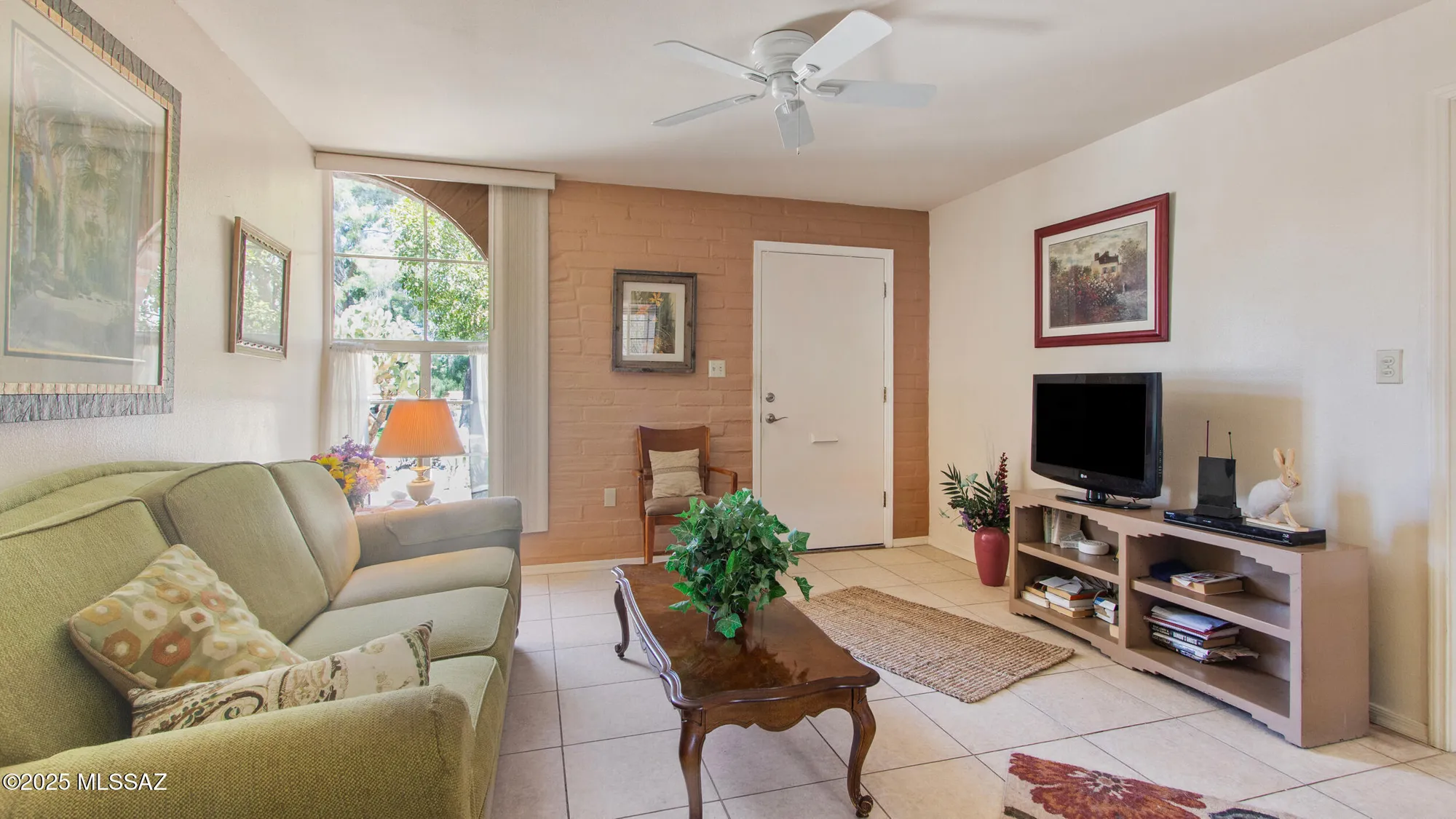 Property Slideshow image 13 of 44 | 364 s paseo lobo b, Green Valley, AZ, 85614