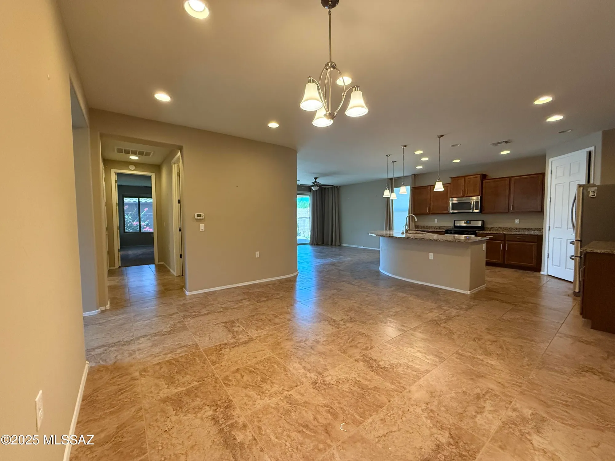 Property Slideshow image 15 of 42 | 13834 e cardemore dr, Vail, AZ, 85641