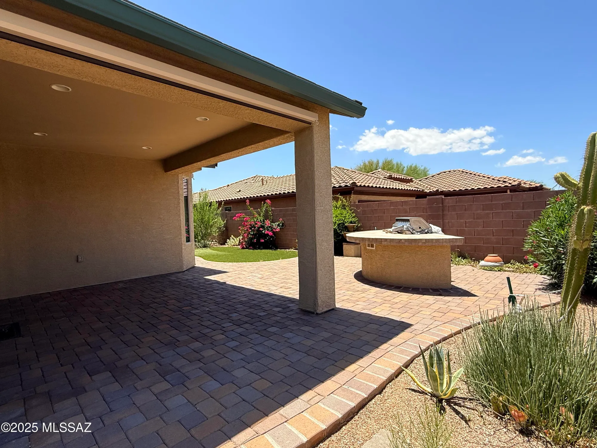Property Slideshow image 30 of 42 | 13834 e cardemore dr, Vail, AZ, 85641