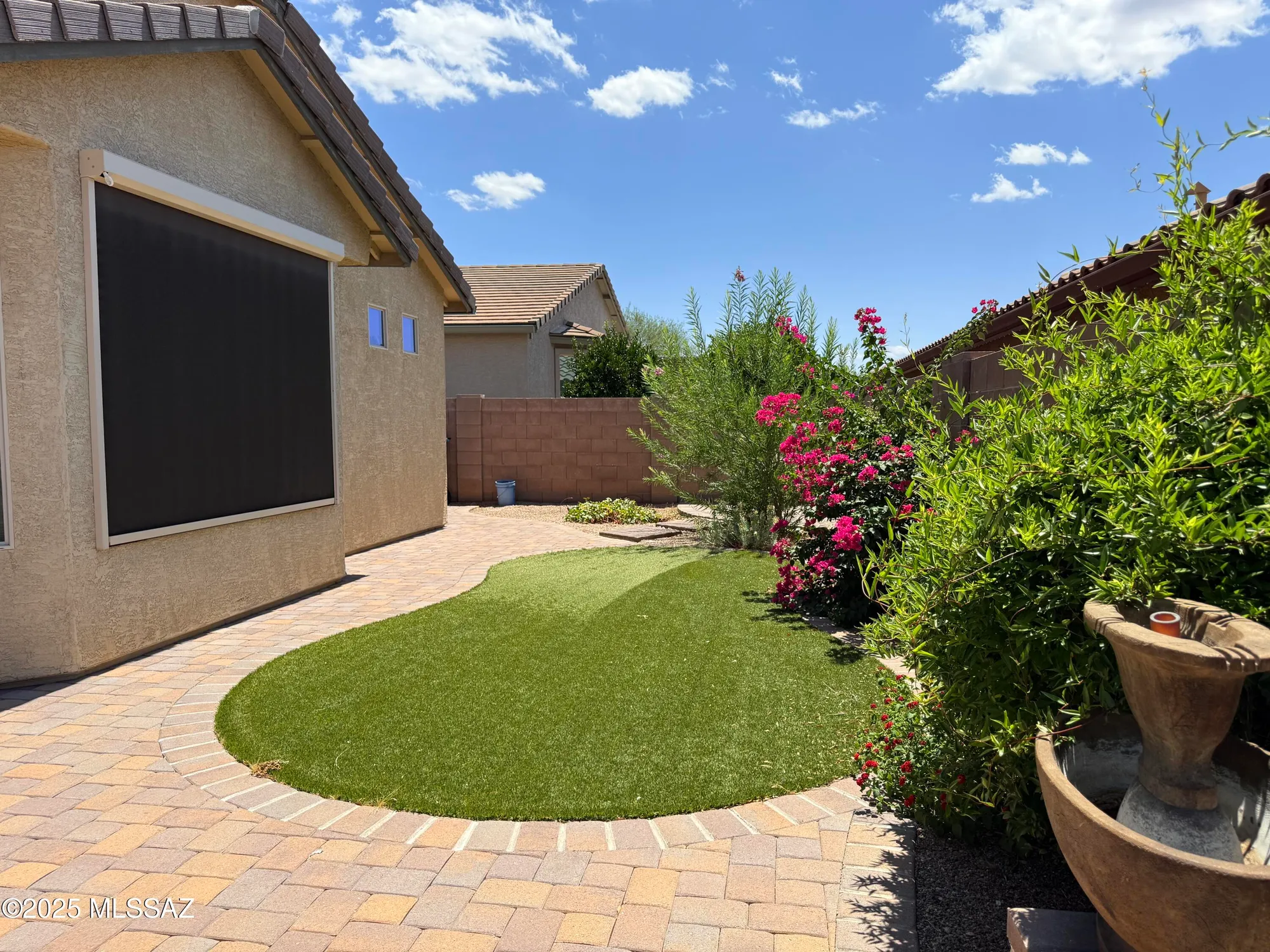 Property Slideshow image 31 of 42 | 13834 e cardemore dr, Vail, AZ, 85641