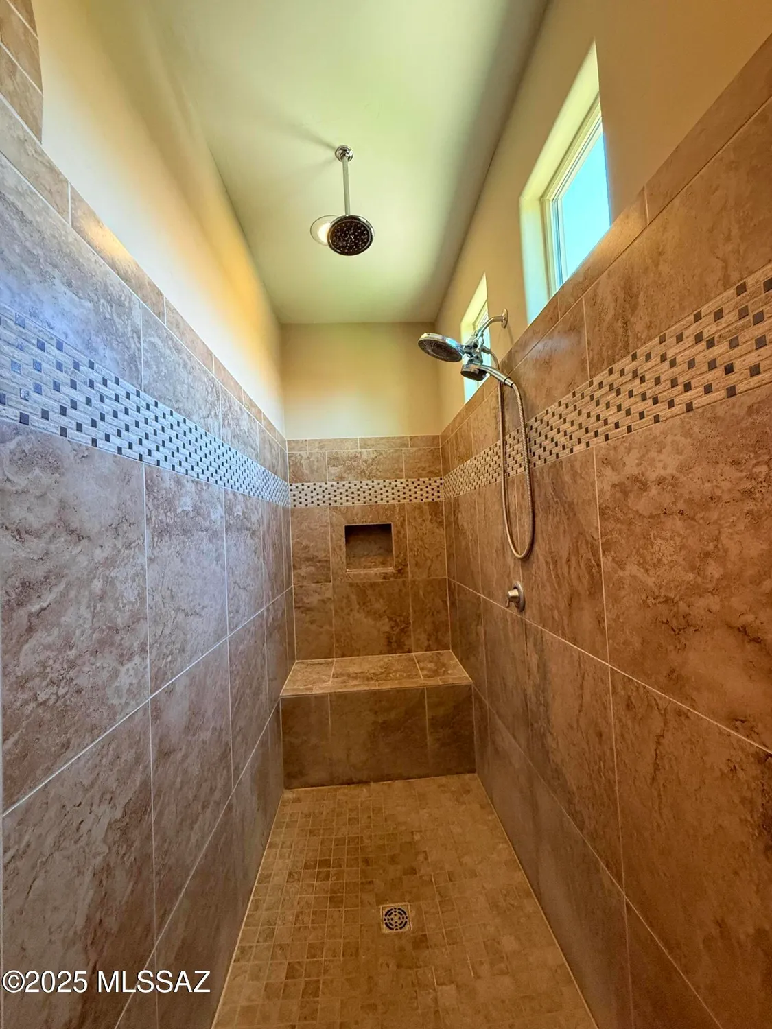 Property Slideshow image 22 of 42 | 13834 e cardemore dr, Vail, AZ, 85641