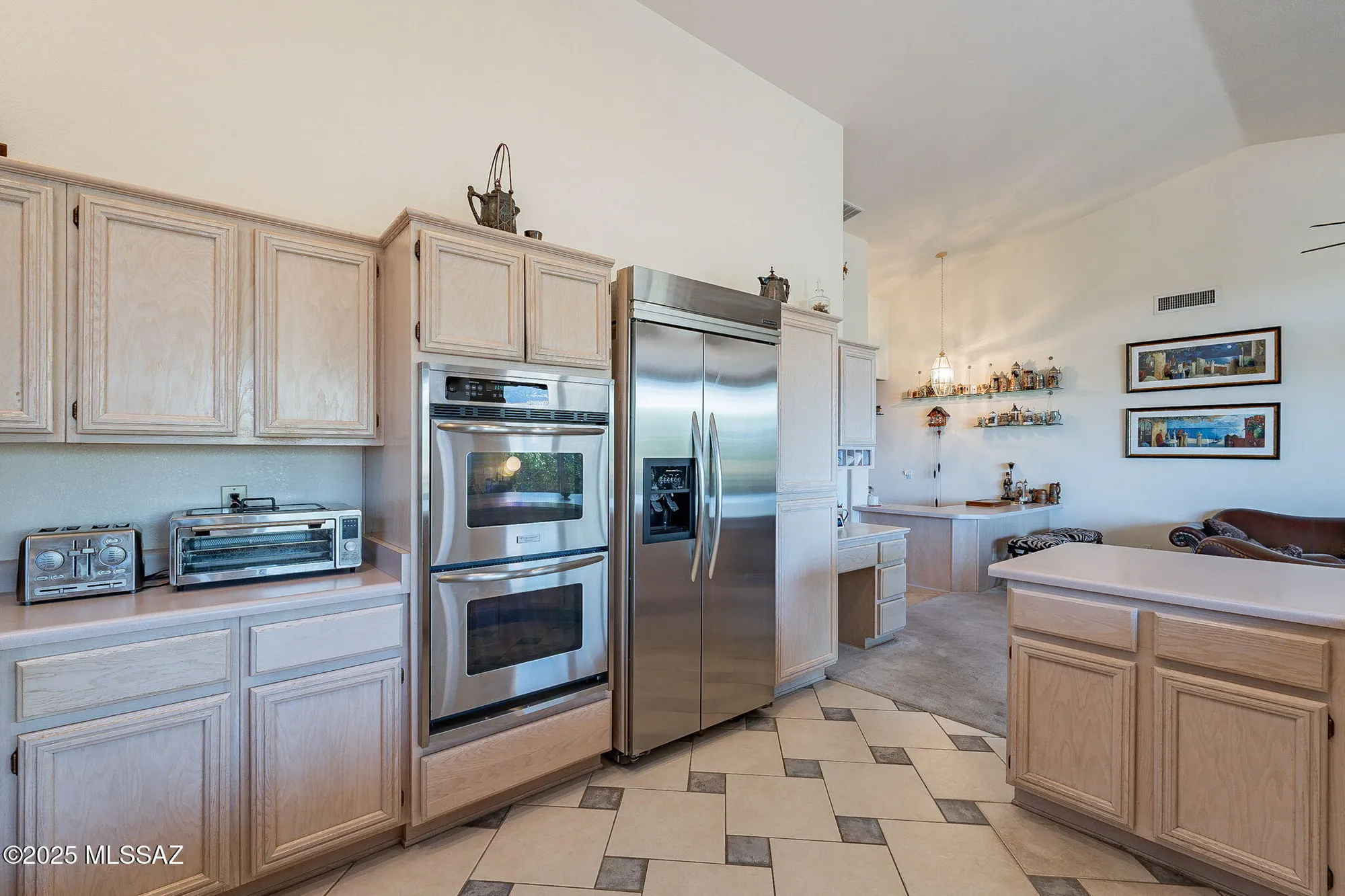 Property Slideshow image 24 of 45 | 65873 e desert ridge dr, Saddlebrooke, AZ, 85739