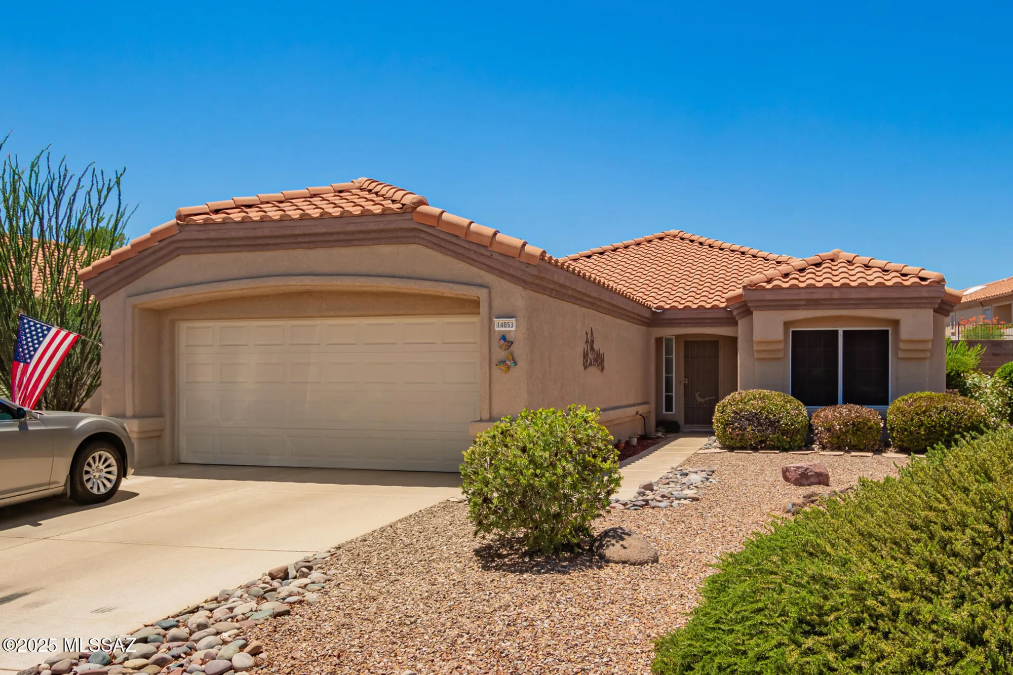 Property Slideshow image 4 of 33 | 14053 n trade winds way, Oro Valley, AZ, 85755