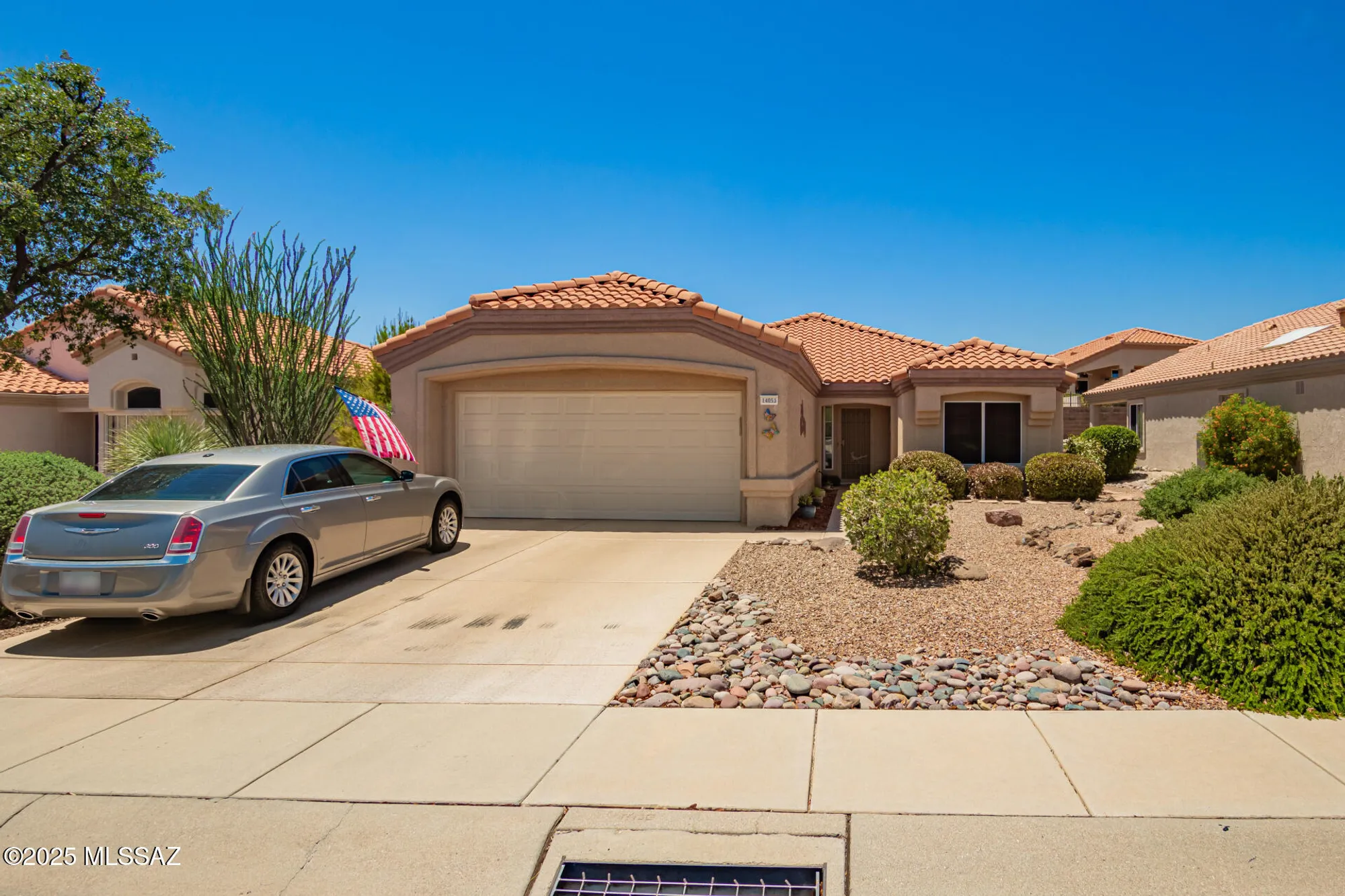 Property Slideshow image 5 of 33 | 14053 n trade winds way, Oro Valley, AZ, 85755