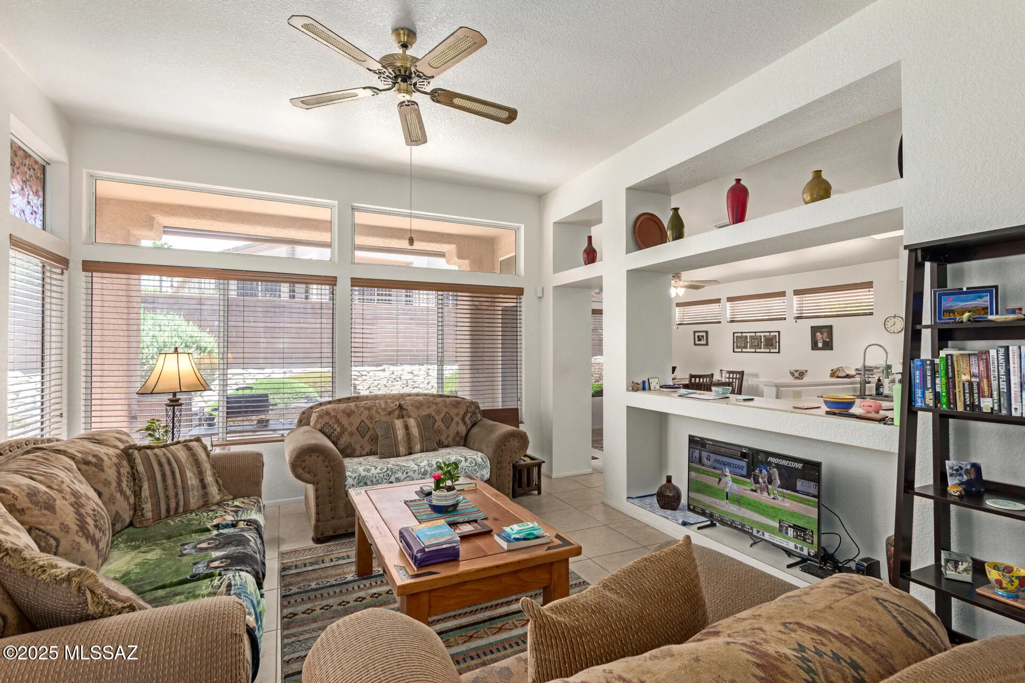 Property Slideshow image 11 of 33 | 14053 n trade winds way, Oro Valley, AZ, 85755