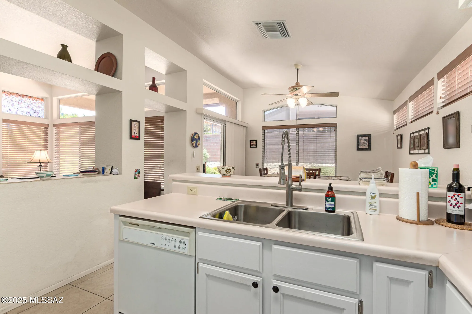 Property Slideshow image 15 of 33 | 14053 n trade winds way, Oro Valley, AZ, 85755