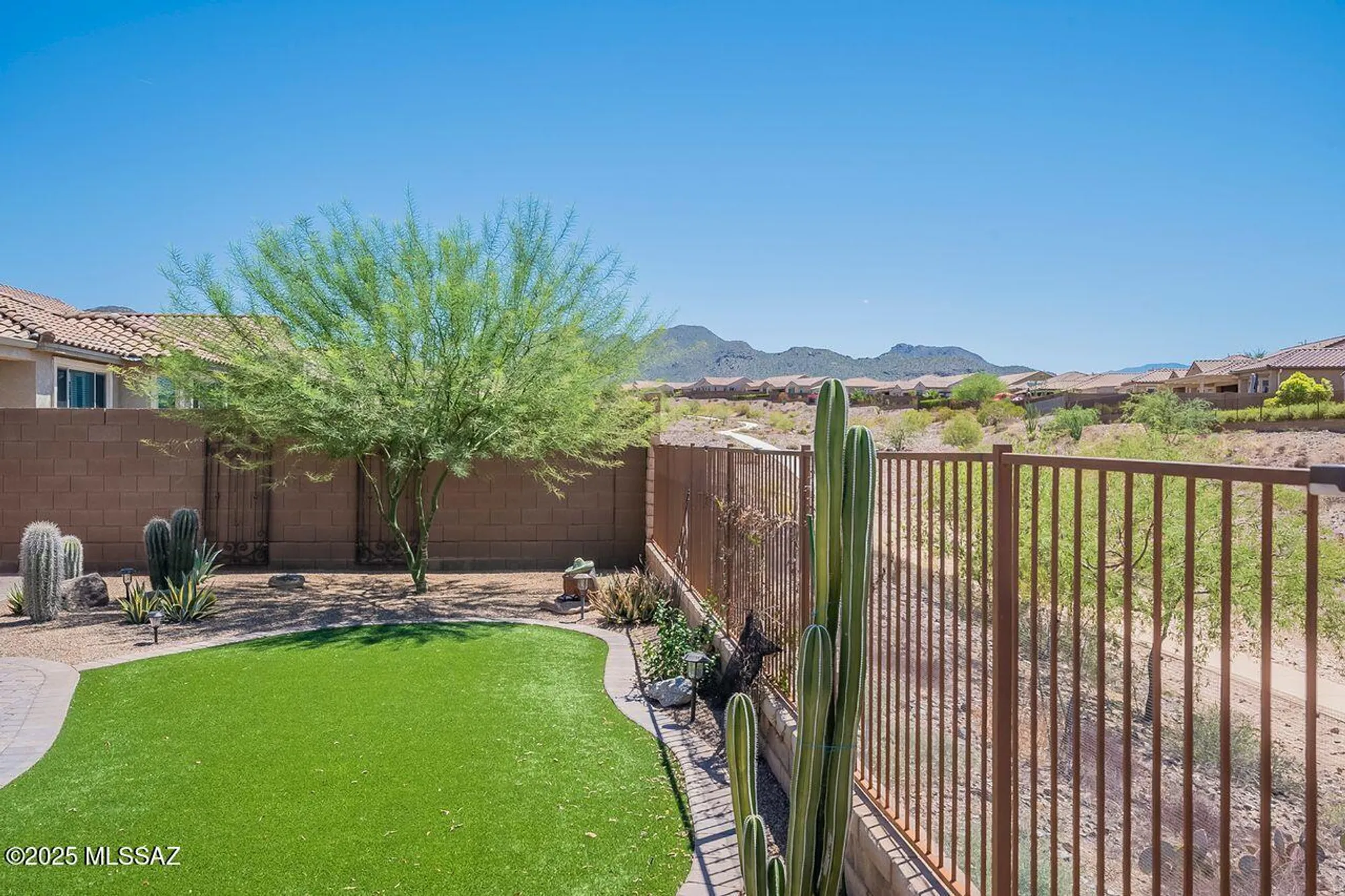 Property Slideshow image 38 of 47 | 7027 w deer creek trl, Marana, AZ, 85658
