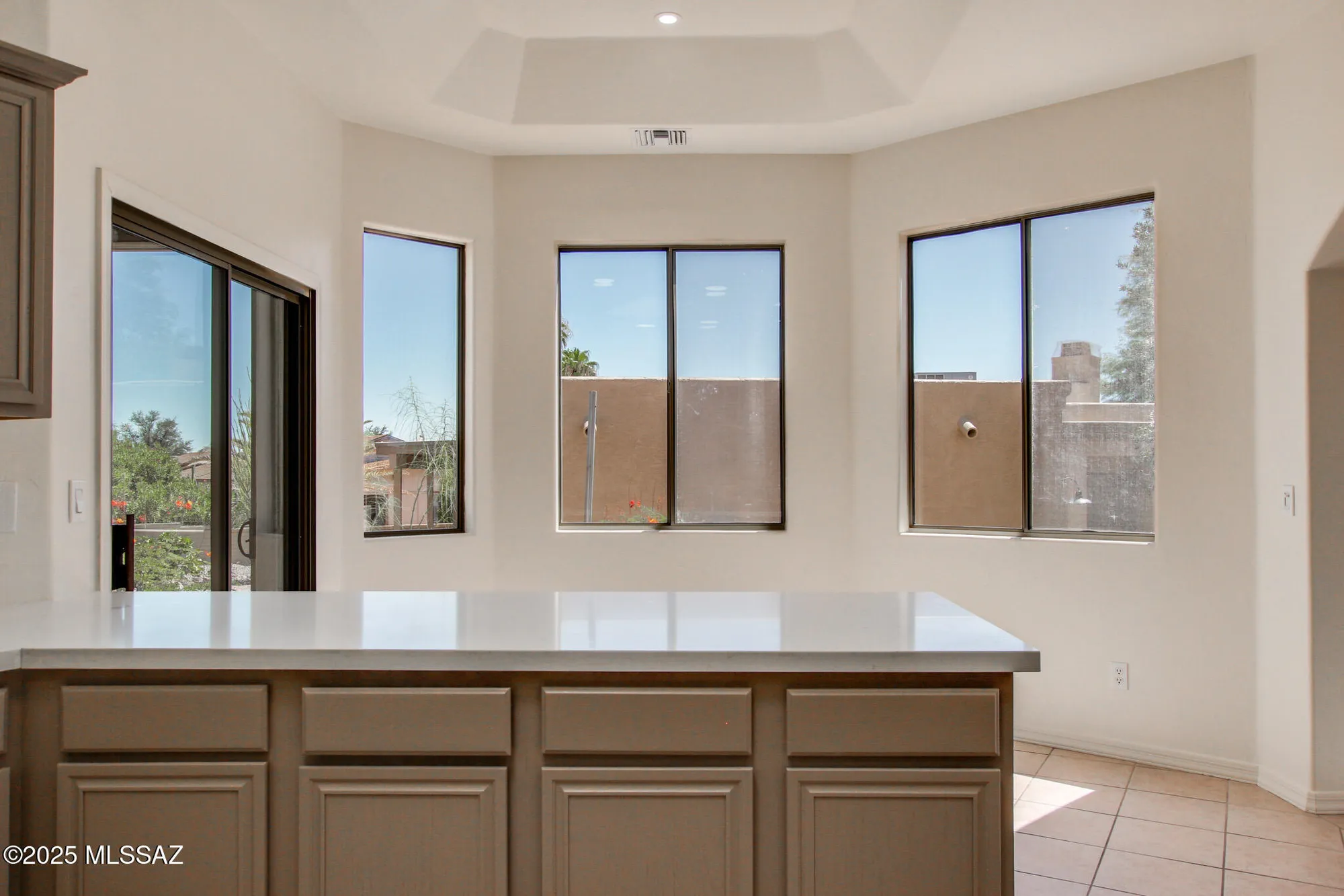 Property Slideshow image 7 of 43 | 656 w rio moctezuma, Green Valley, AZ, 85614