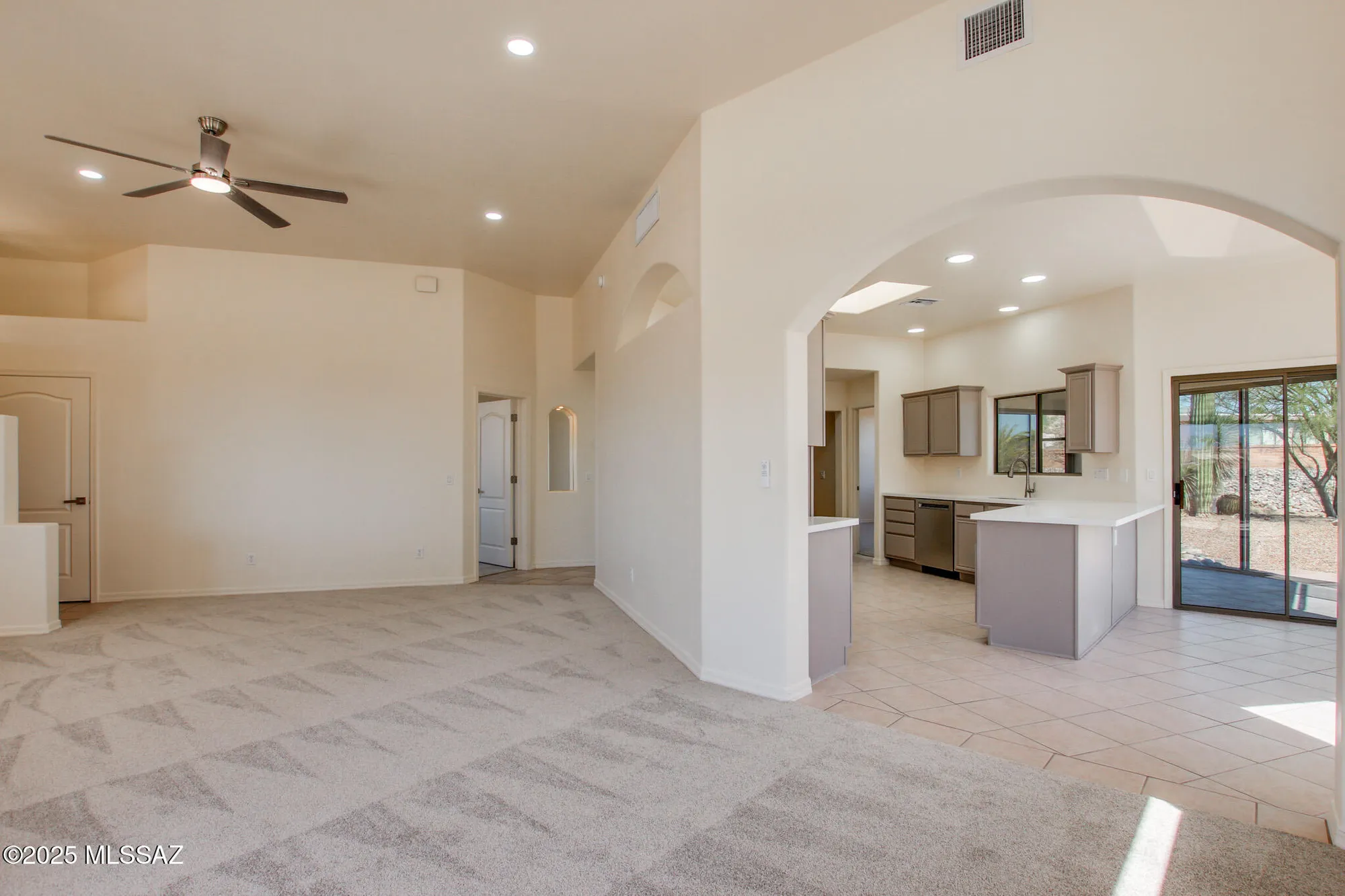 Property Slideshow image 10 of 43 | 656 w rio moctezuma, Green Valley, AZ, 85614
