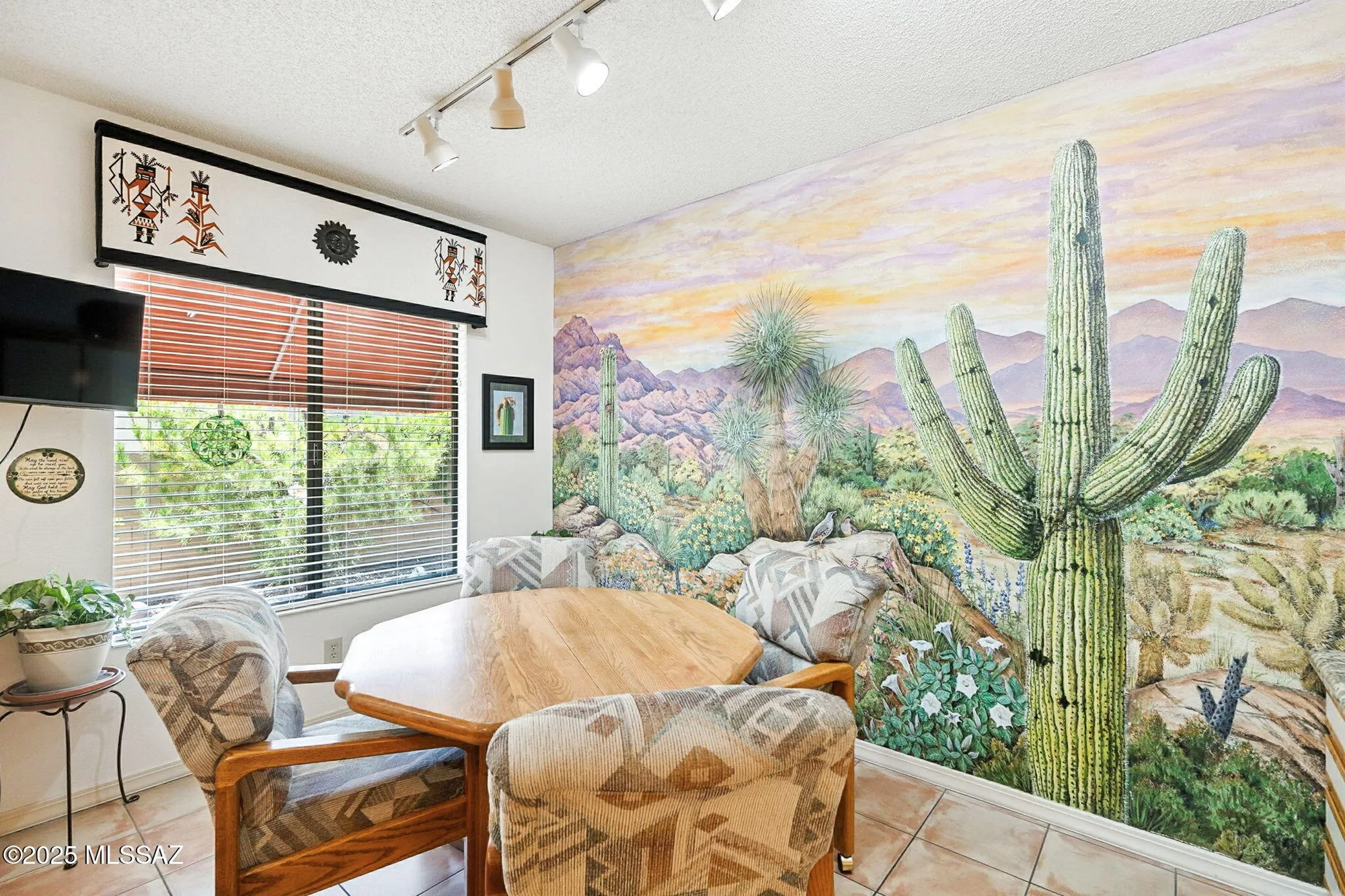 Property Slideshow image 18 of 40 | 37341 s blackfoot dr, Tucson, AZ, 85739