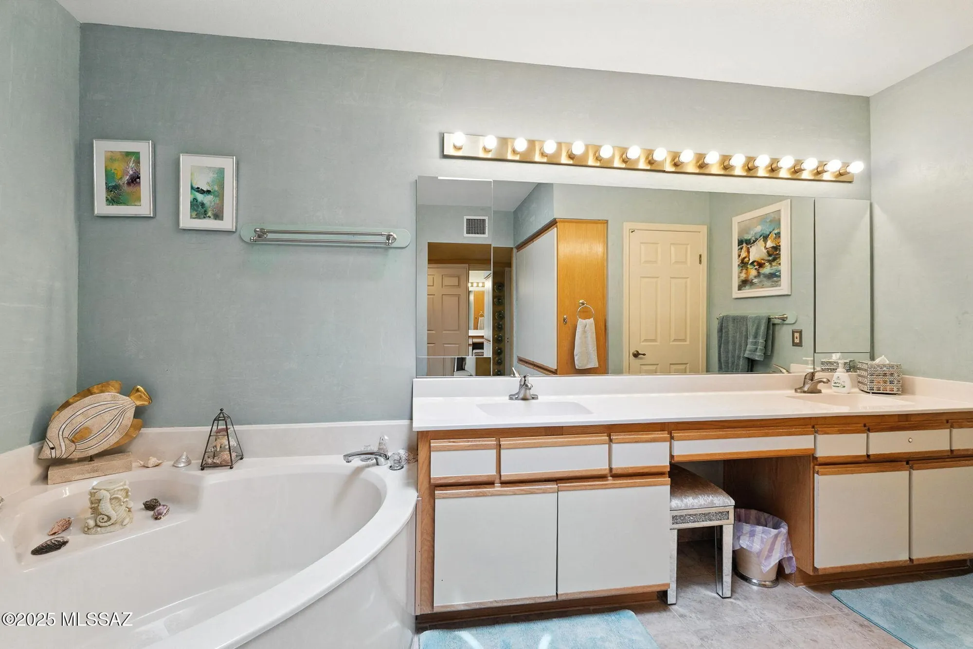 Property Slideshow image 25 of 40 | 37341 s blackfoot dr, Tucson, AZ, 85739