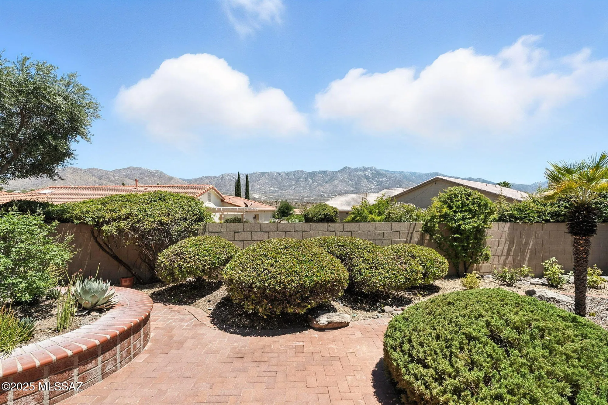 Property Slideshow image 35 of 40 | 37341 s blackfoot dr, Tucson, AZ, 85739