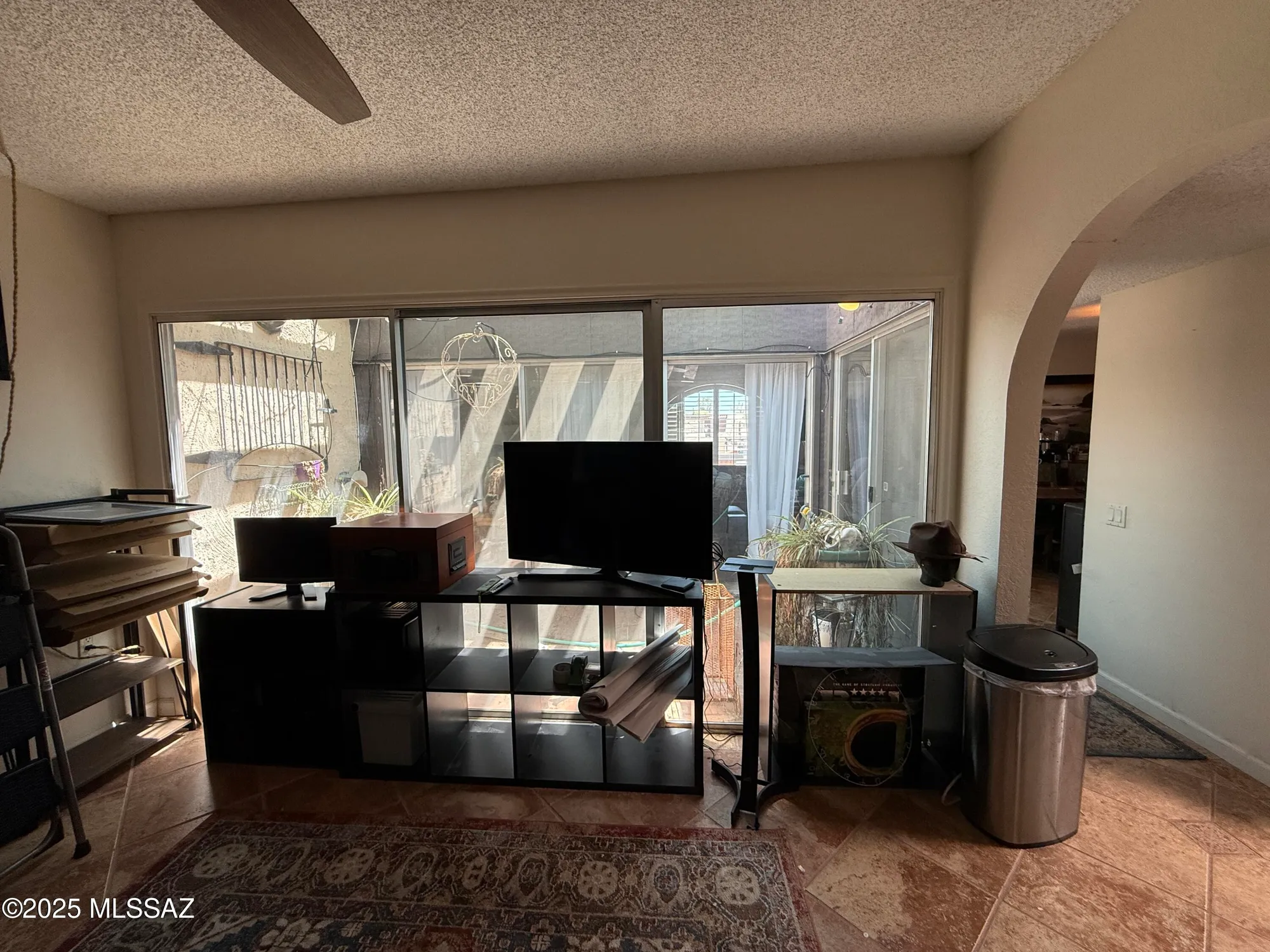 Property Slideshow image 13 of 21 | 940 w circulo napa, Green Valley, AZ, 85614