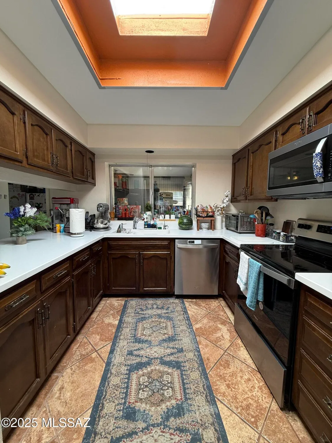 Property Slideshow image 8 of 21 | 940 w circulo napa, Green Valley, AZ, 85614