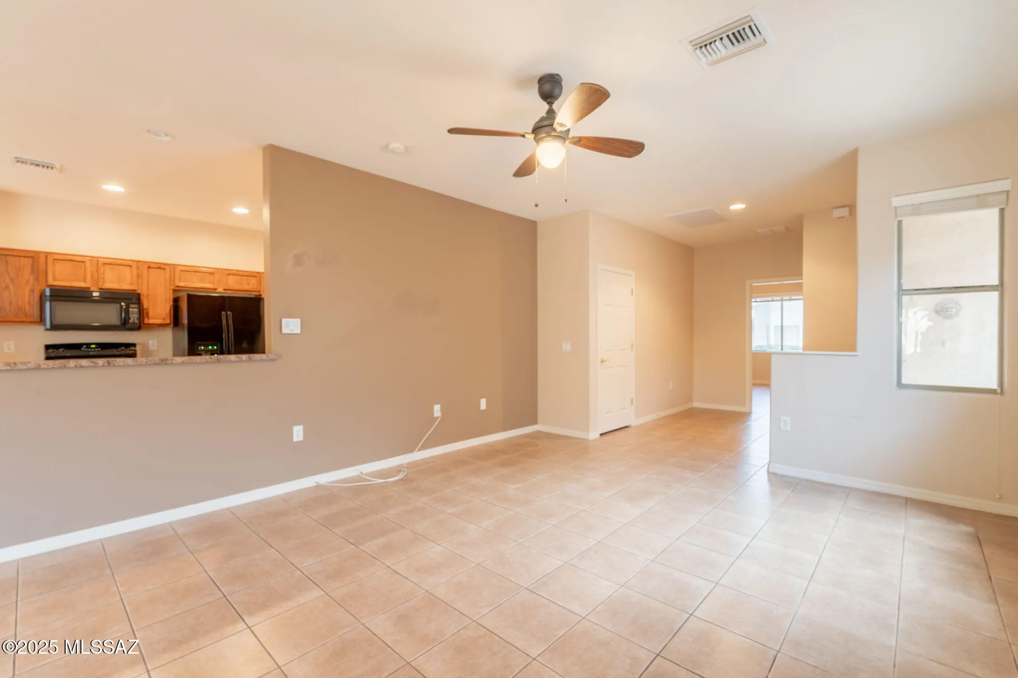 Property Slideshow image 7 of 45 | 503 w shadow wood st, Green Valley, AZ, 85614