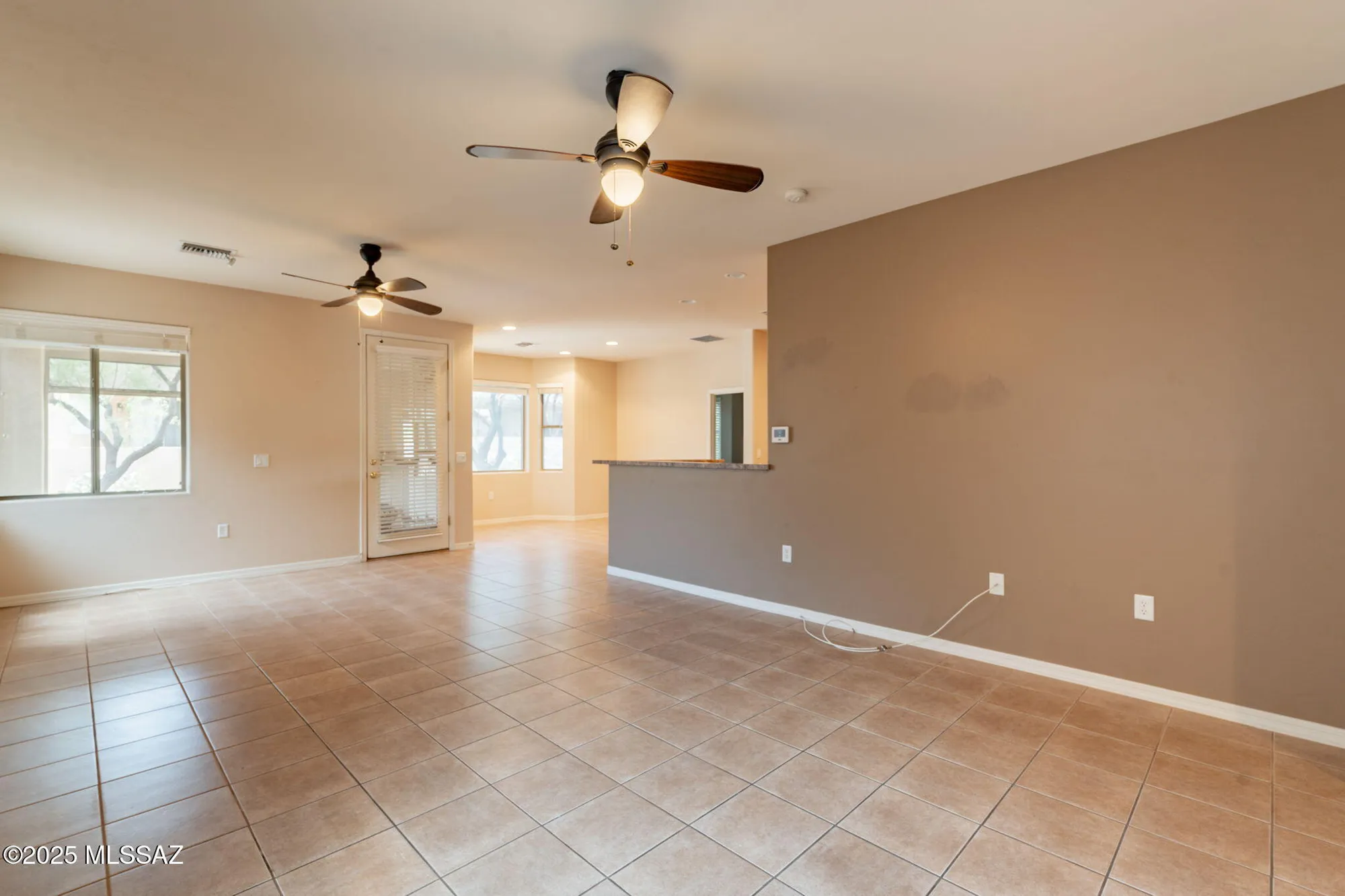 Property Slideshow image 8 of 45 | 503 w shadow wood st, Green Valley, AZ, 85614
