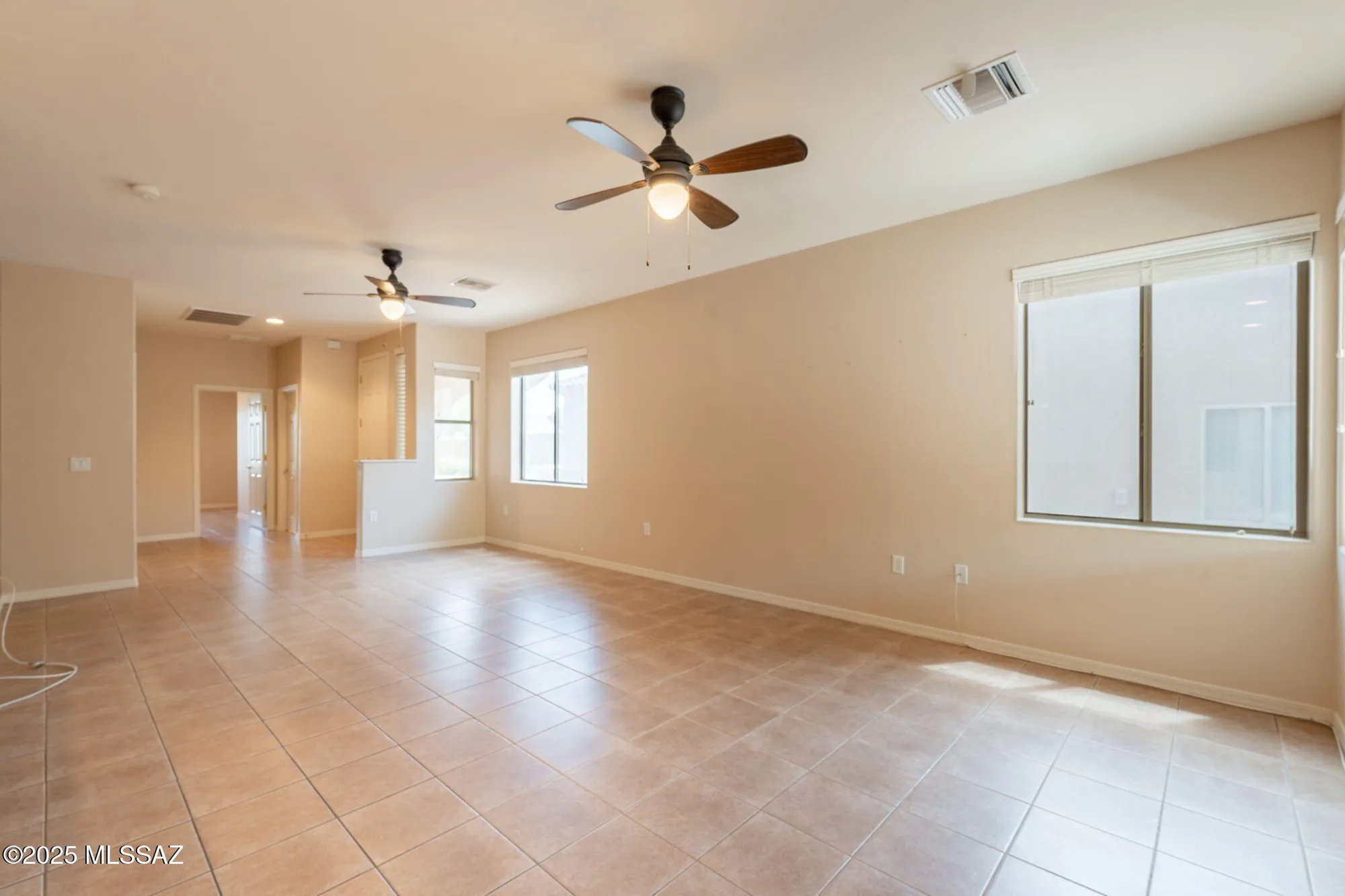 Property Slideshow image 11 of 45 | 503 w shadow wood st, Green Valley, AZ, 85614
