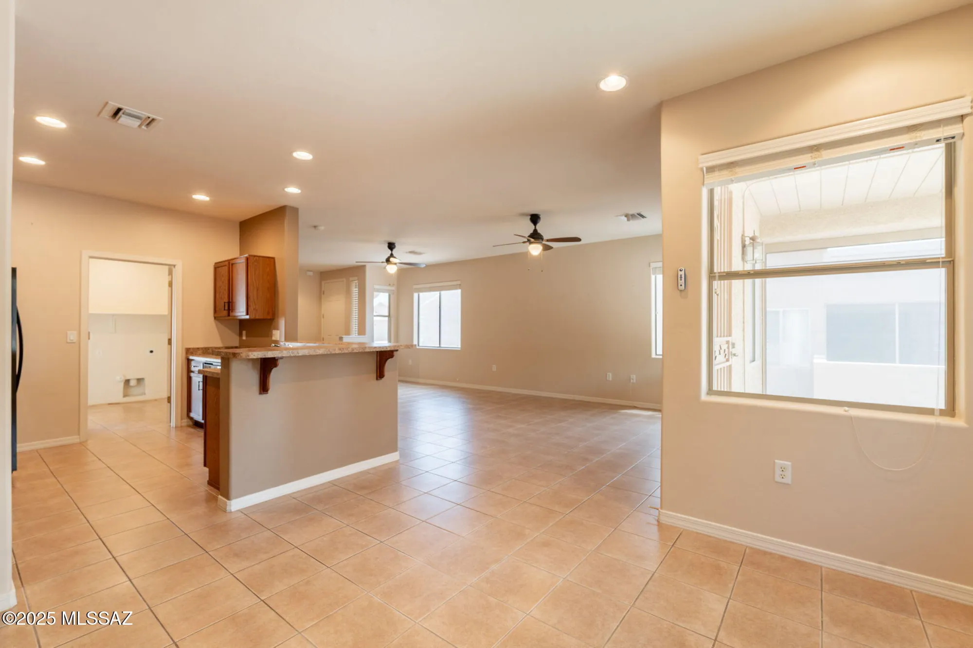Property Slideshow image 14 of 45 | 503 w shadow wood st, Green Valley, AZ, 85614