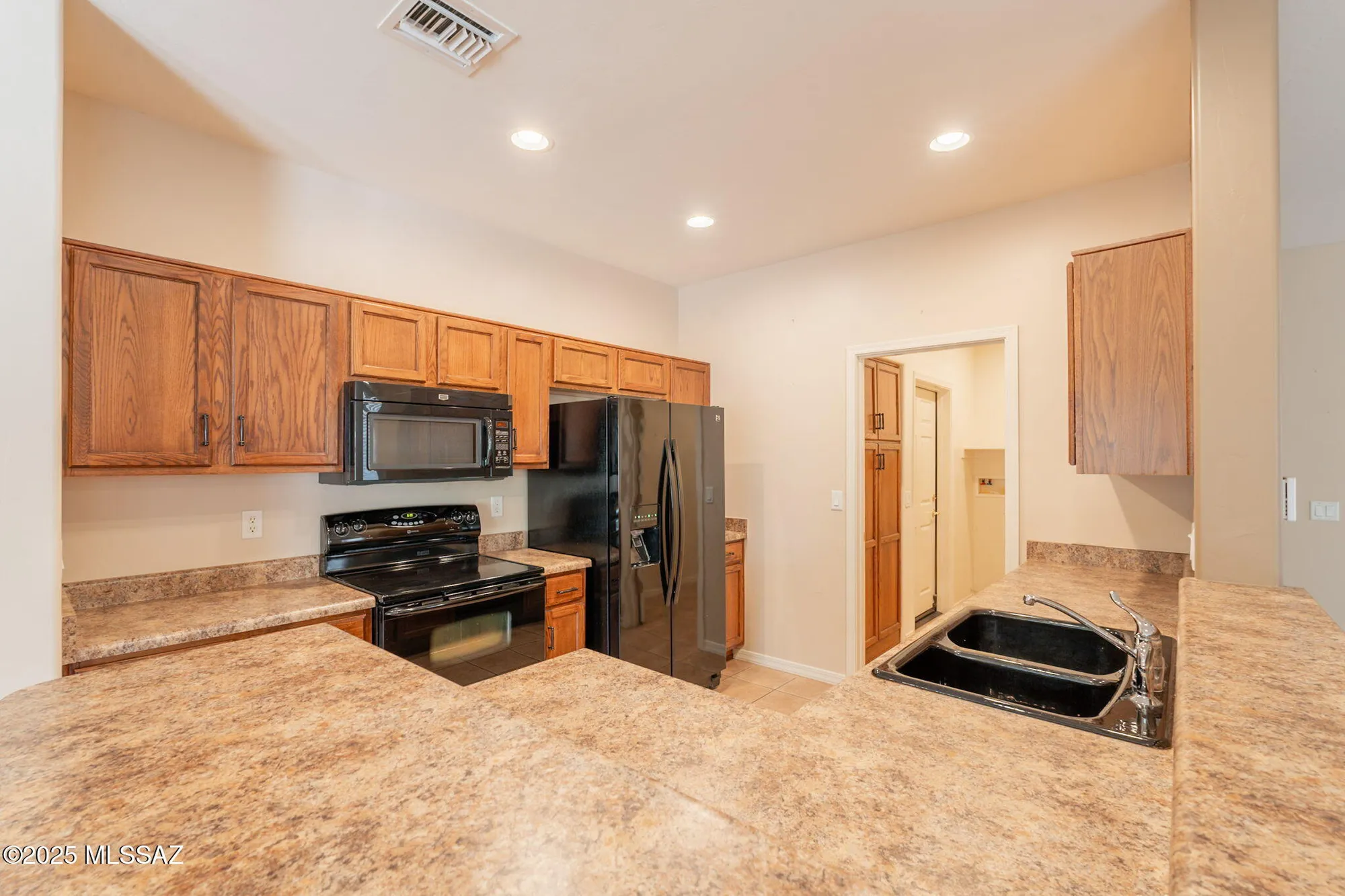 Property Slideshow image 21 of 45 | 503 w shadow wood st, Green Valley, AZ, 85614