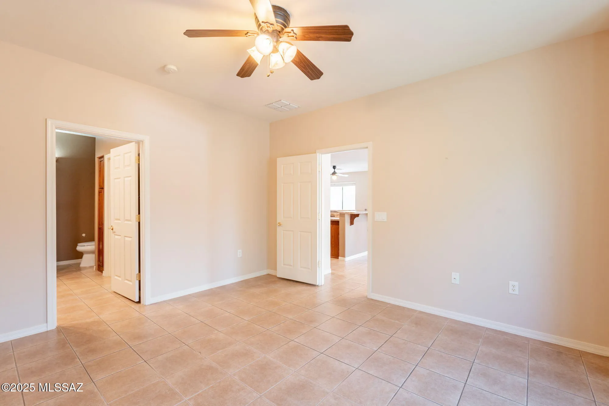 Property Slideshow image 25 of 45 | 503 w shadow wood st, Green Valley, AZ, 85614
