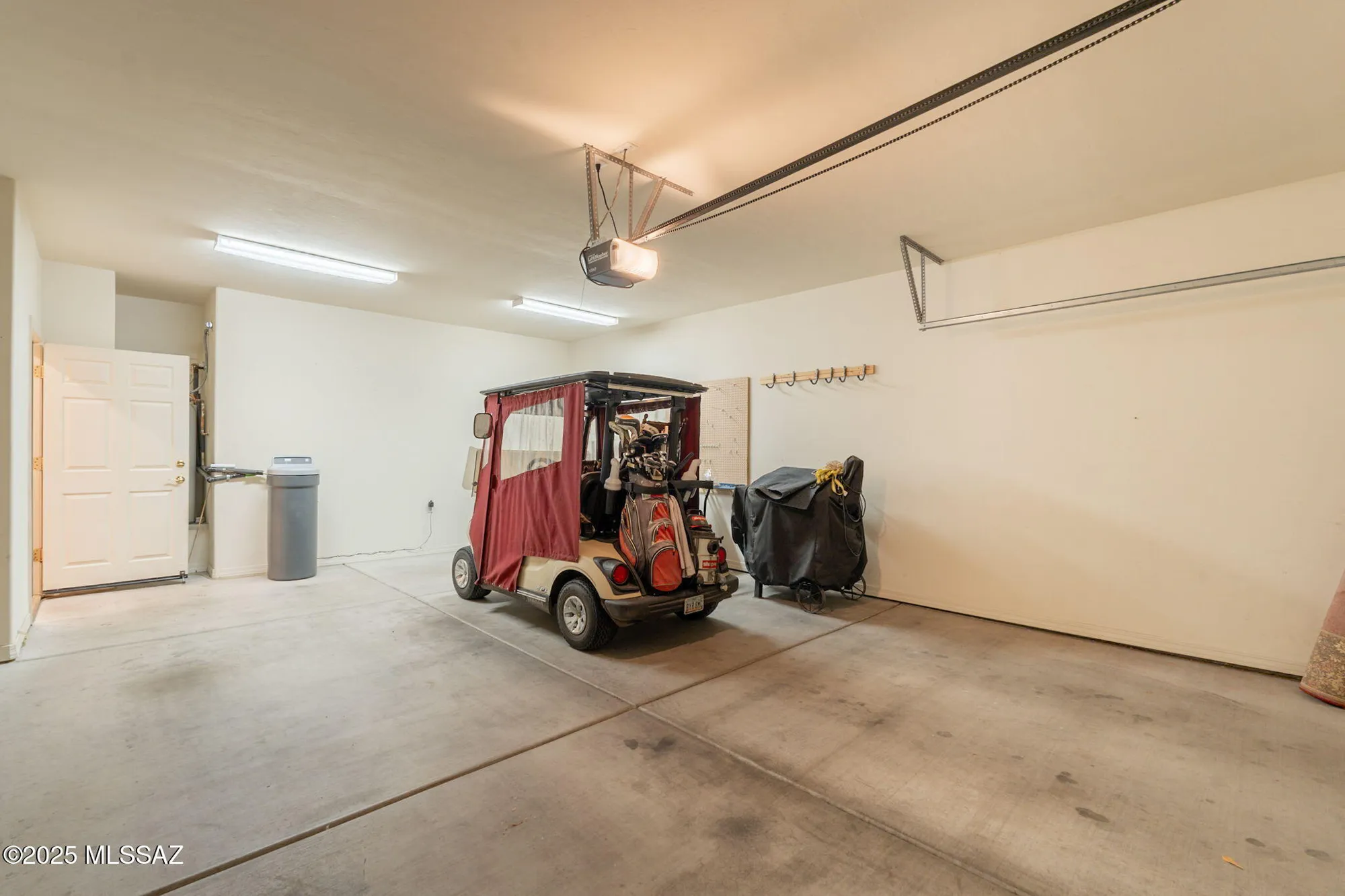 Property Slideshow image 37 of 45 | 503 w shadow wood st, Green Valley, AZ, 85614