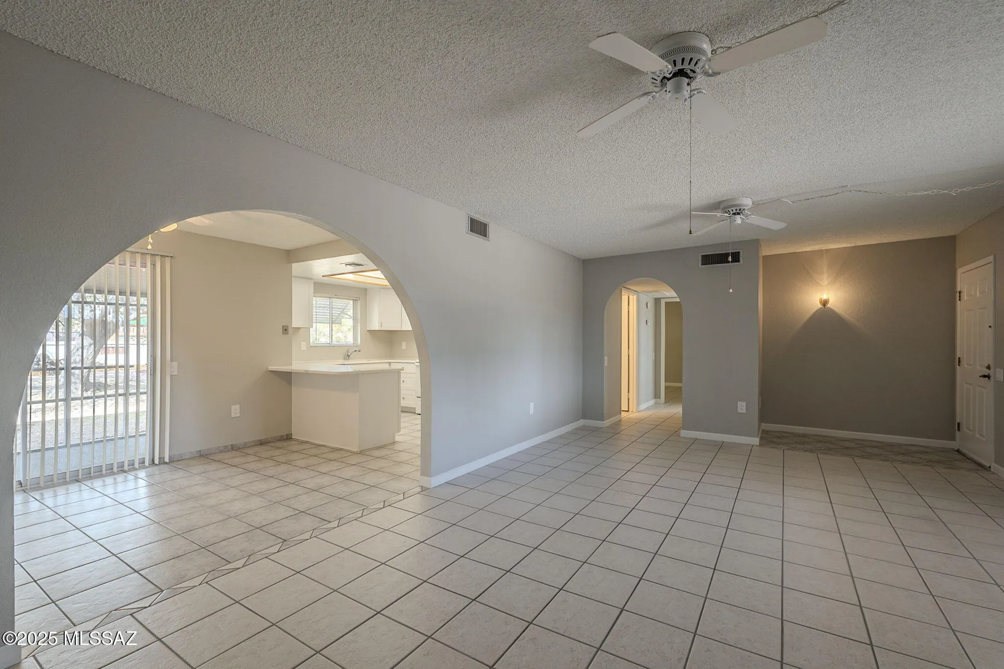 Property Slideshow image 10 of 42 | 653 n avenida tortuga, Green Valley, AZ, 85614