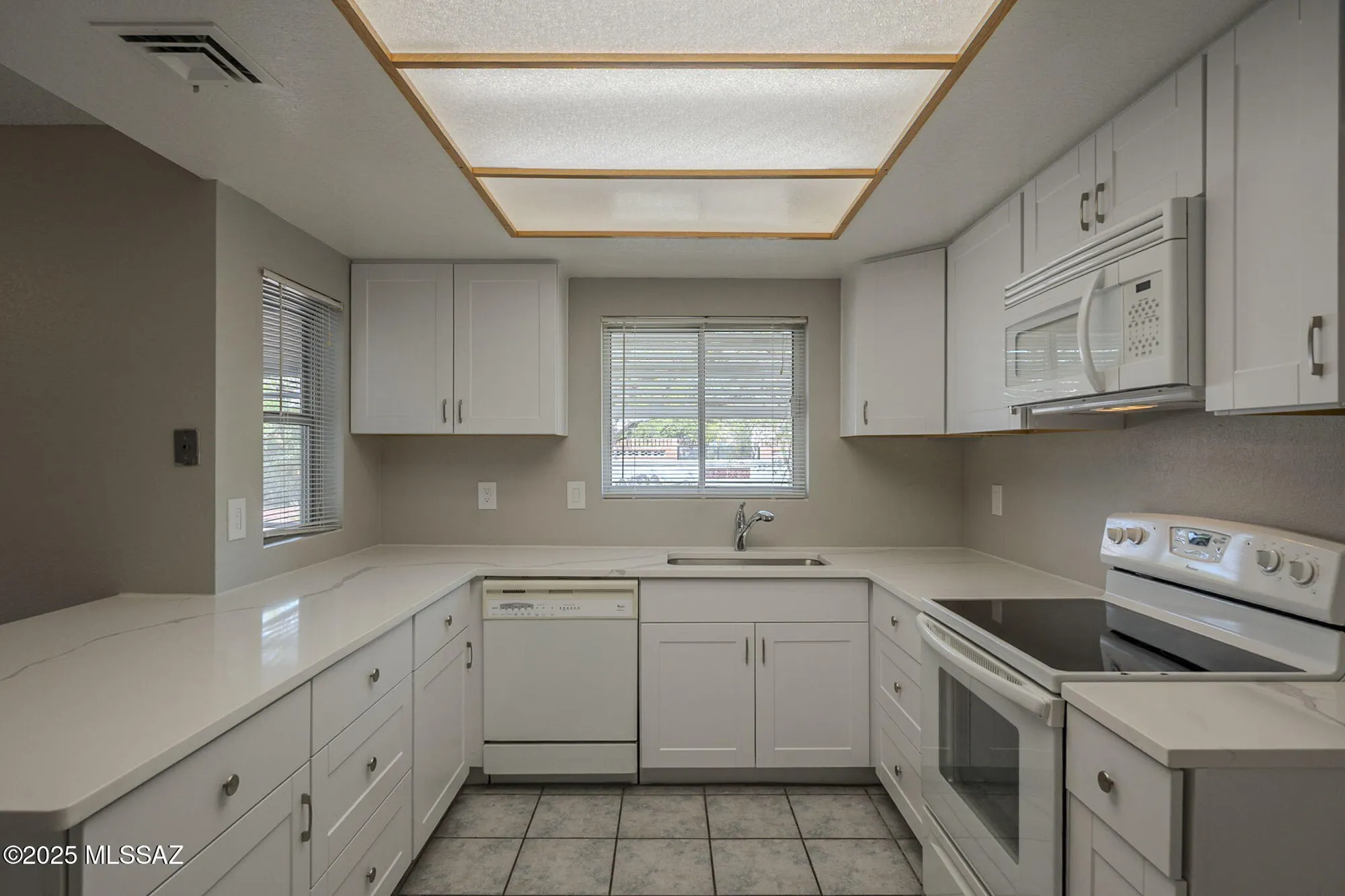 Property Slideshow image 15 of 42 | 653 n avenida tortuga, Green Valley, AZ, 85614