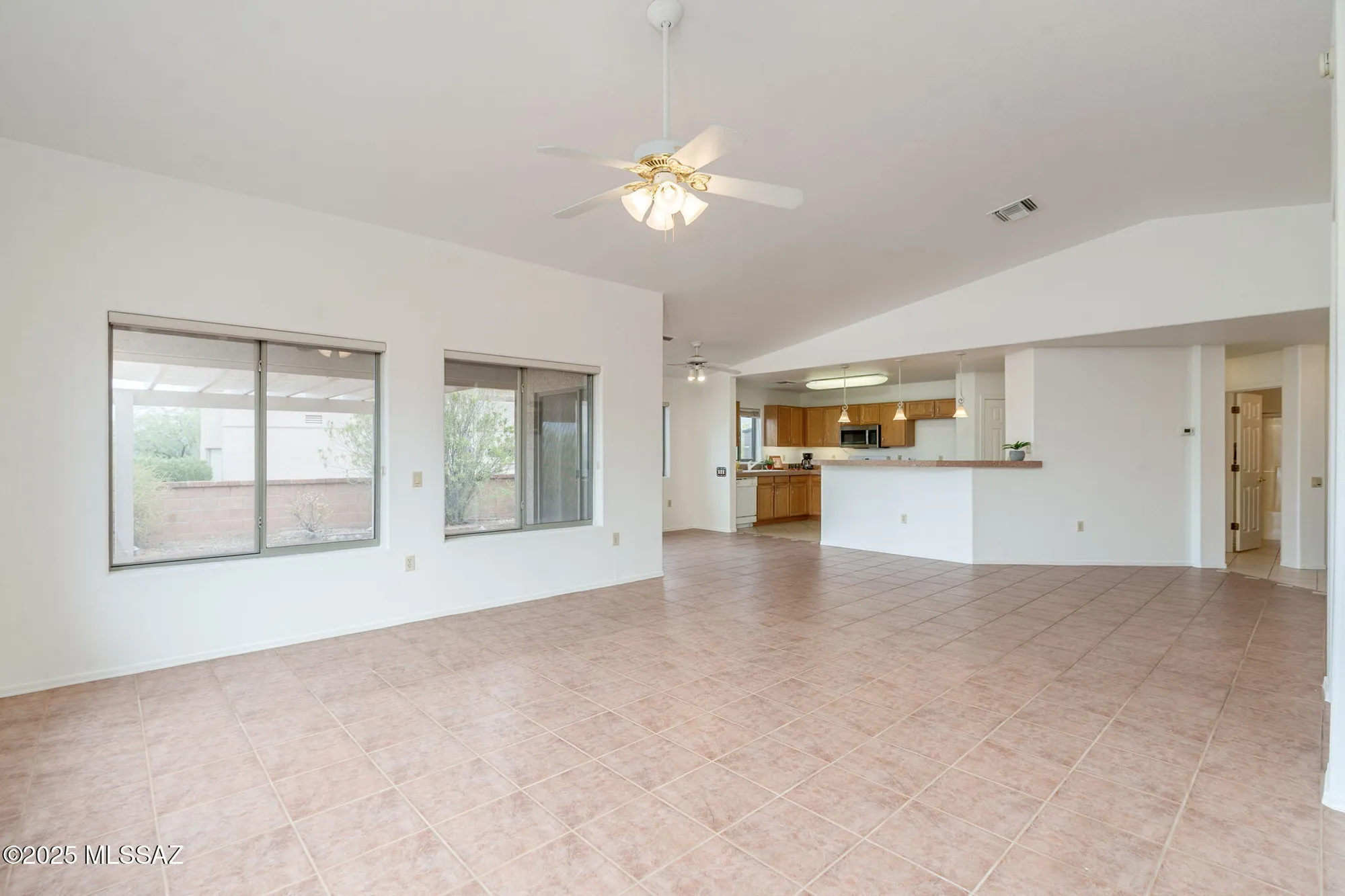 Property Slideshow image 12 of 50 | 1012 w union bell dr, Green Valley, AZ, 85614