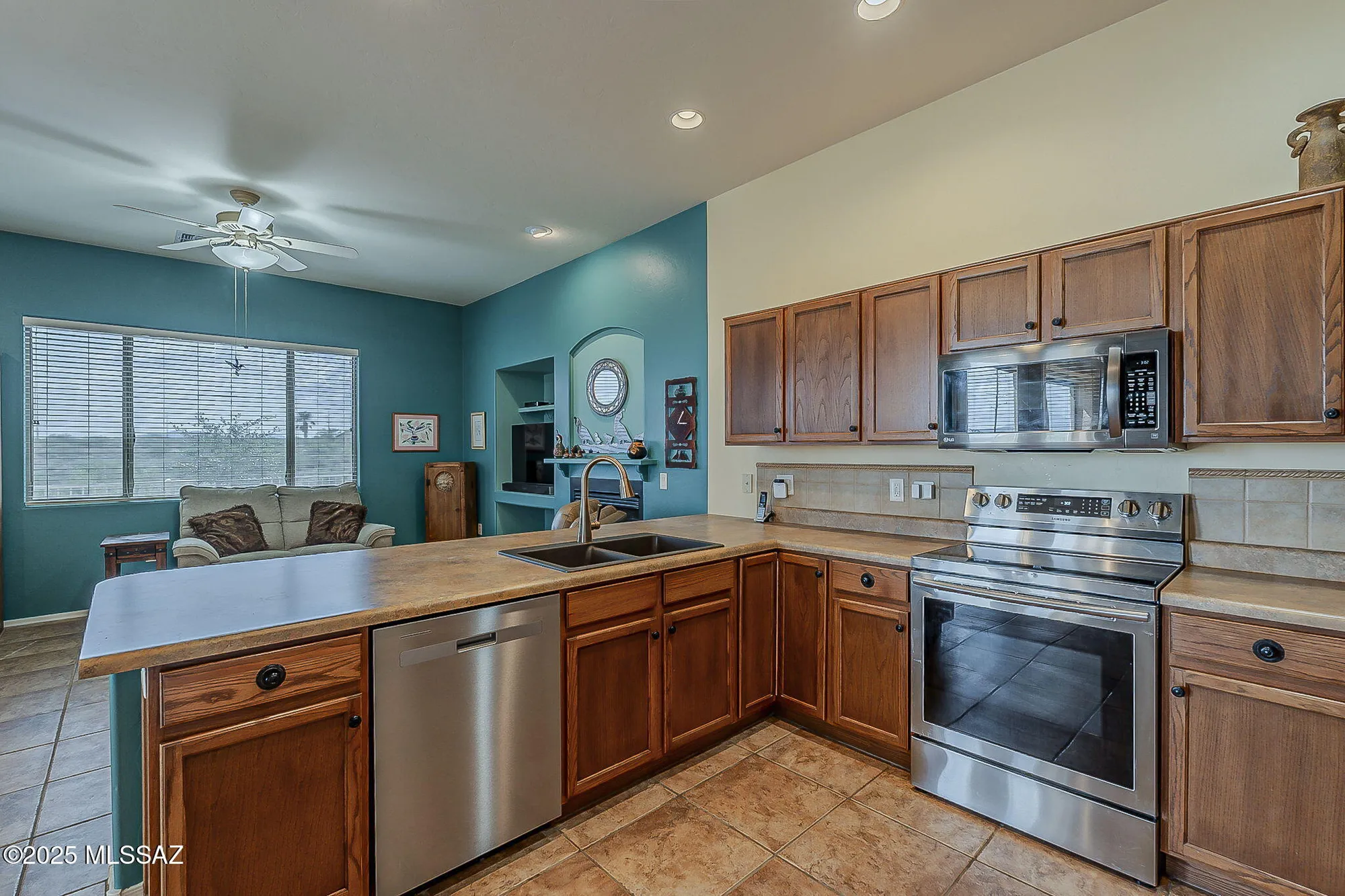Property Slideshow image 15 of 47 | 2283 w calle guatamote, Green Valley, AZ, 85622